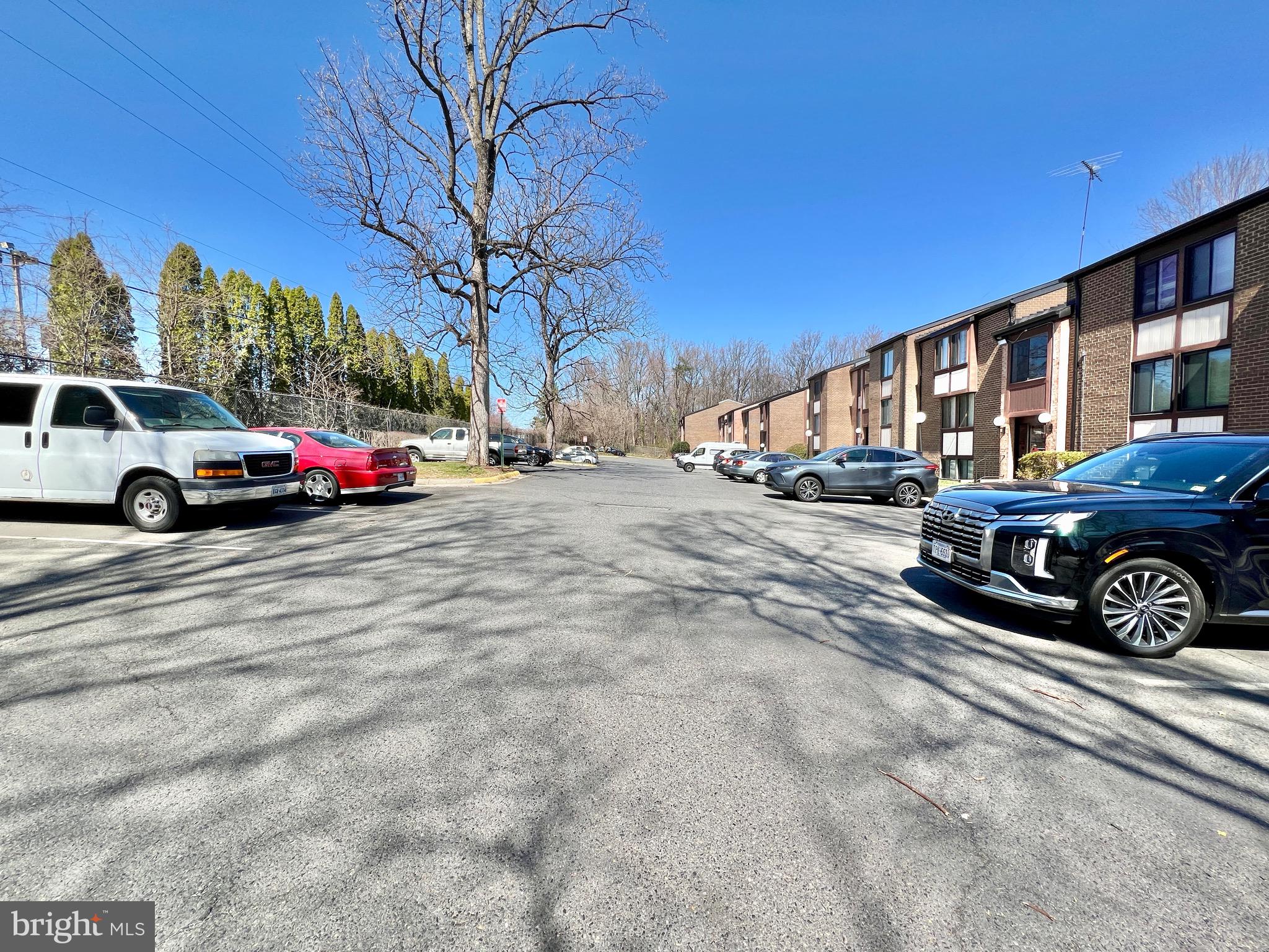 HAWTHORNE VILLAGE - Residential