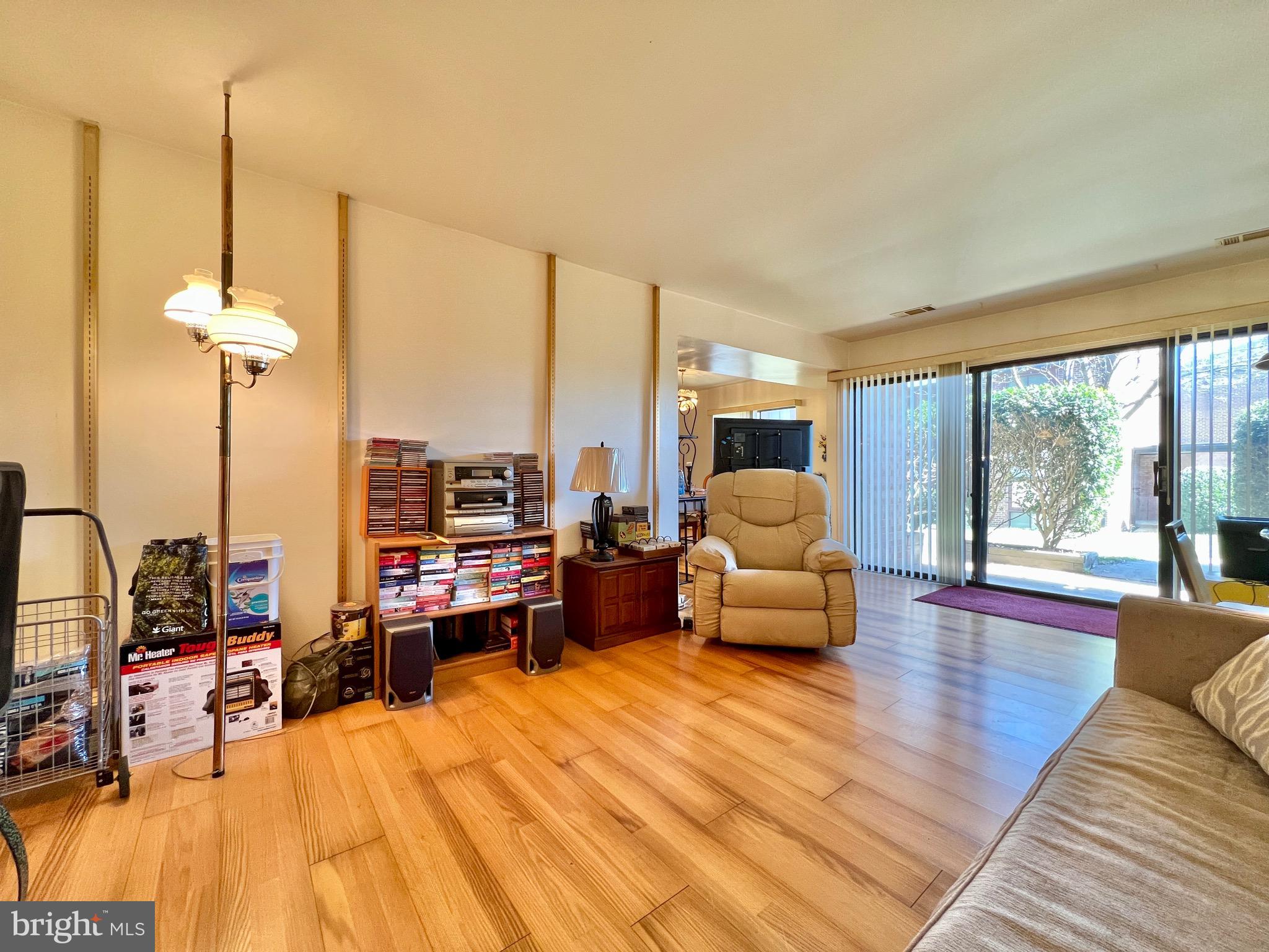 HAWTHORNE VILLAGE - Residential