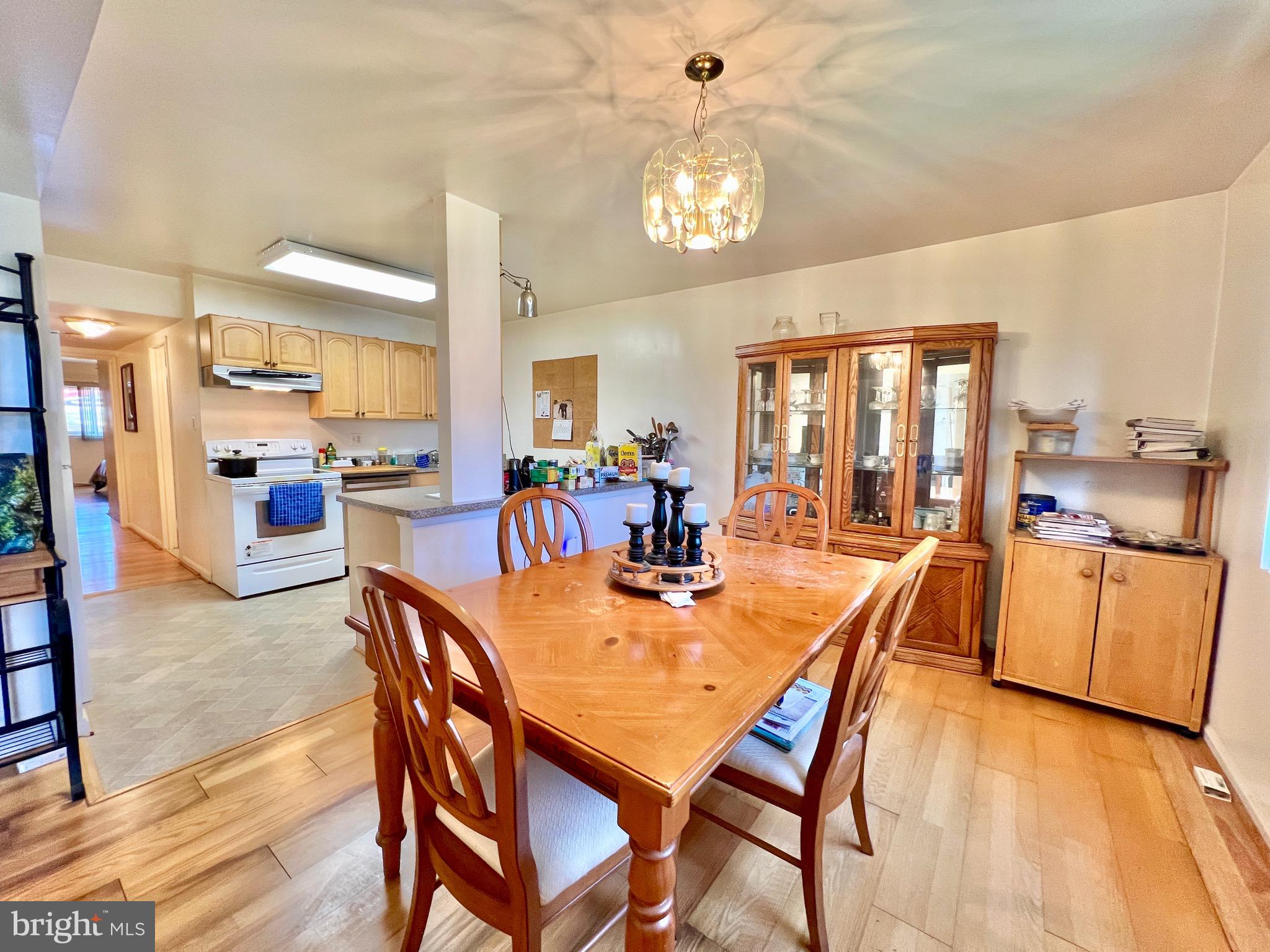 HAWTHORNE VILLAGE - Residential