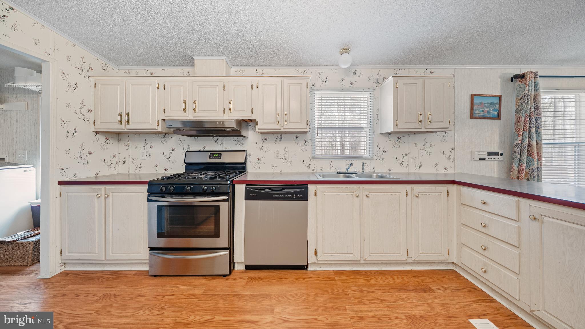 SOMERSET RIDGE - Residential