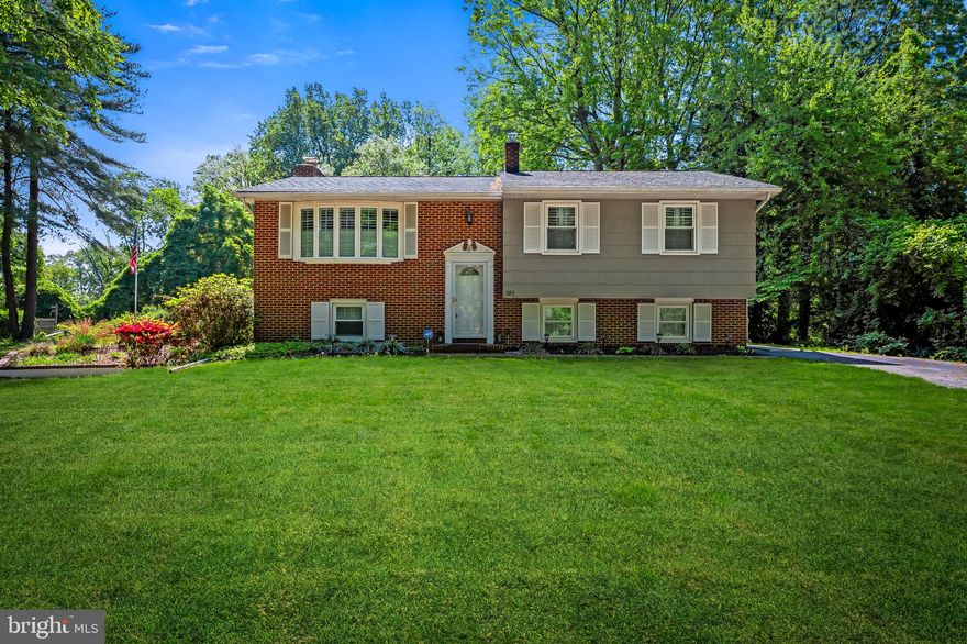 Single family home in desirable North Shore community near the Magothy River with a private wooded lot and community water access. The spacious and recently remodeled kitchen with eat-in area, loads of counter space, and beautiful cabinetry opens to the screened in porch. Generously sized bedrooms brimming with natural light. Lower level boasts family room/rec area with brick woodburning fireplace, additional full bath and spacious bedroom all with a walkout to the fenced-in backyard. Plenty of driveway parking for guests and a yard you will love. The North Shore community beach is open from dawn until dusk.  It can be reserved by North Shore Association members for private events.  There are grills & tables for member use.  Kayaks can be launched from the beach.  Welcome home!