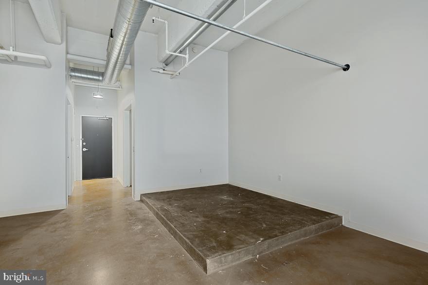 WASHINGTON SQ WEST - Residential Lease