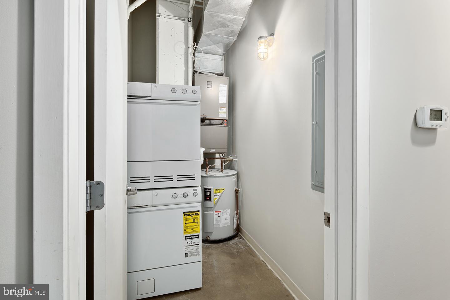 WASHINGTON SQ WEST - Residential Lease