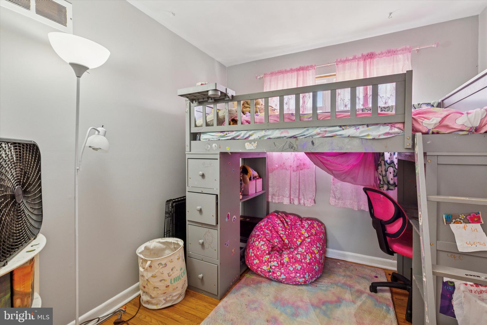 WARMINSTER VIL - Residential