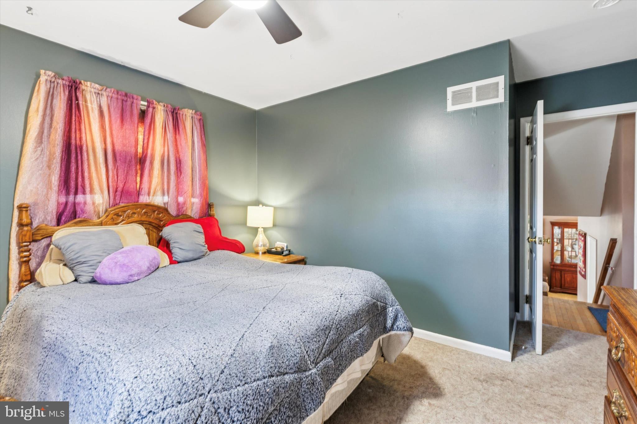 WARMINSTER VIL - Residential