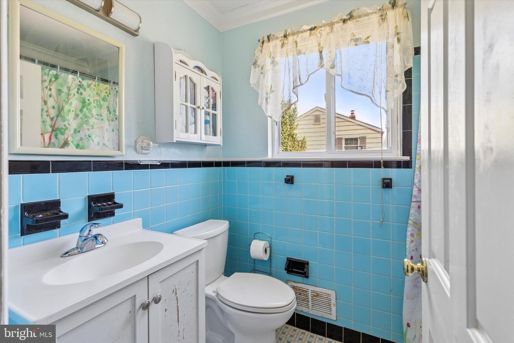 WARMINSTER VIL - Residential