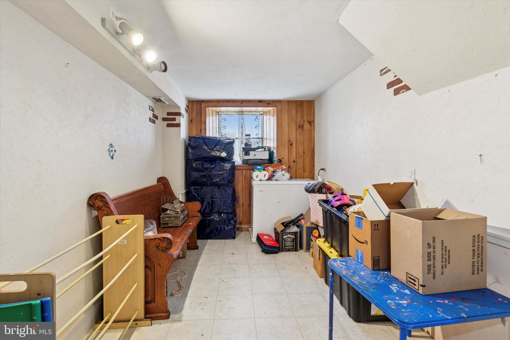 WARMINSTER VIL - Residential