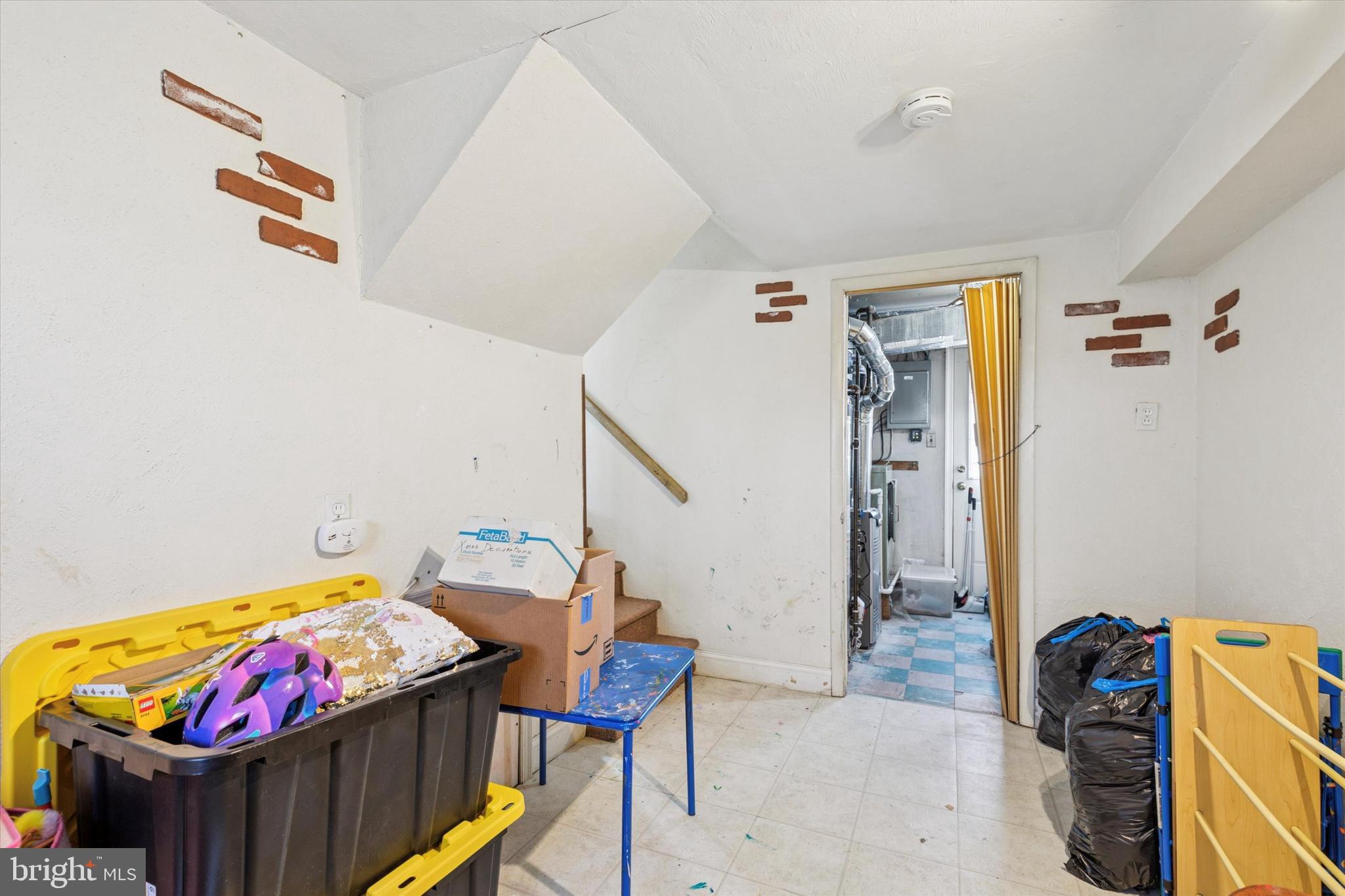 WARMINSTER VIL - Residential