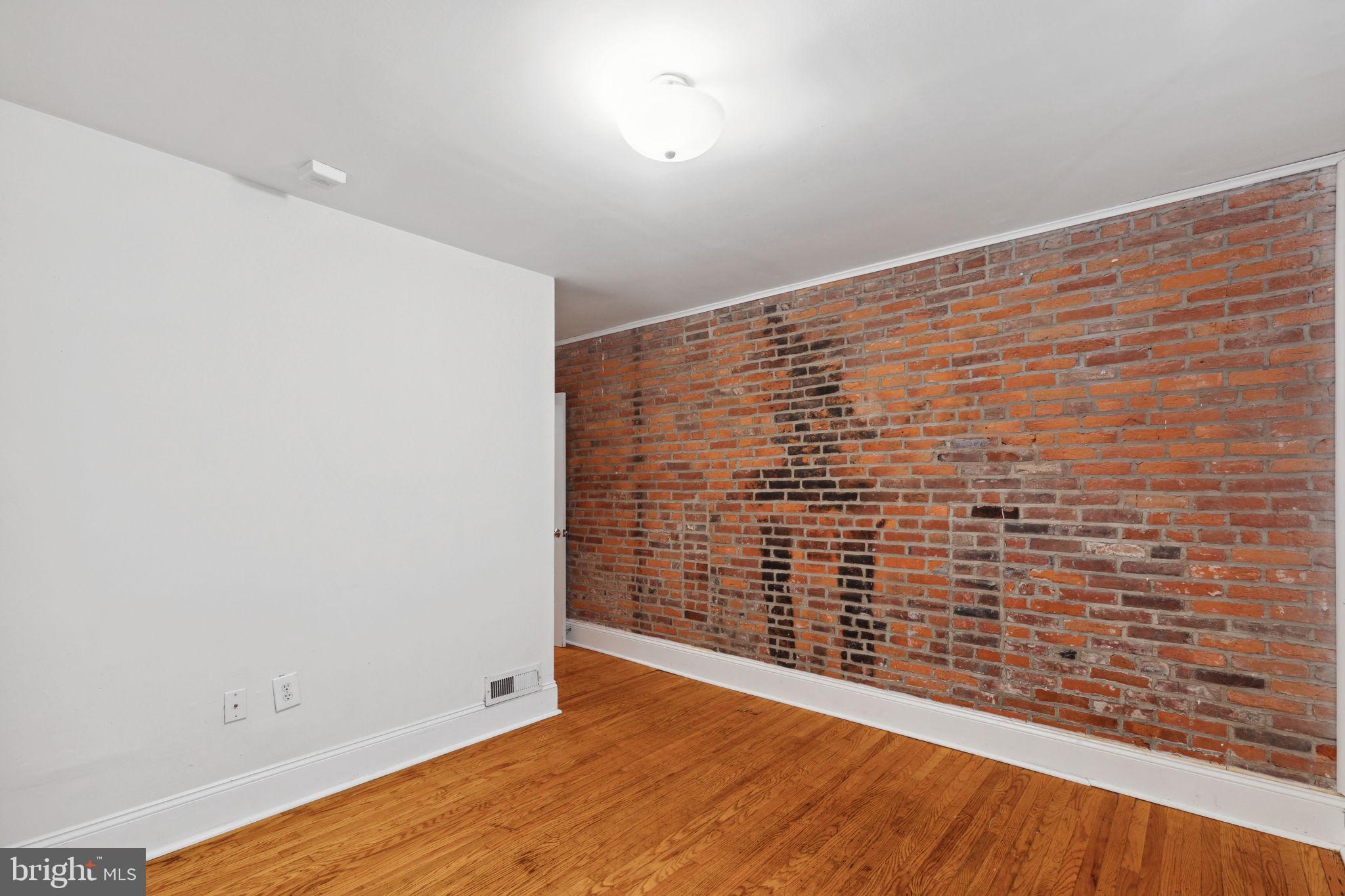 1305 SPRUCE STREET TH1C