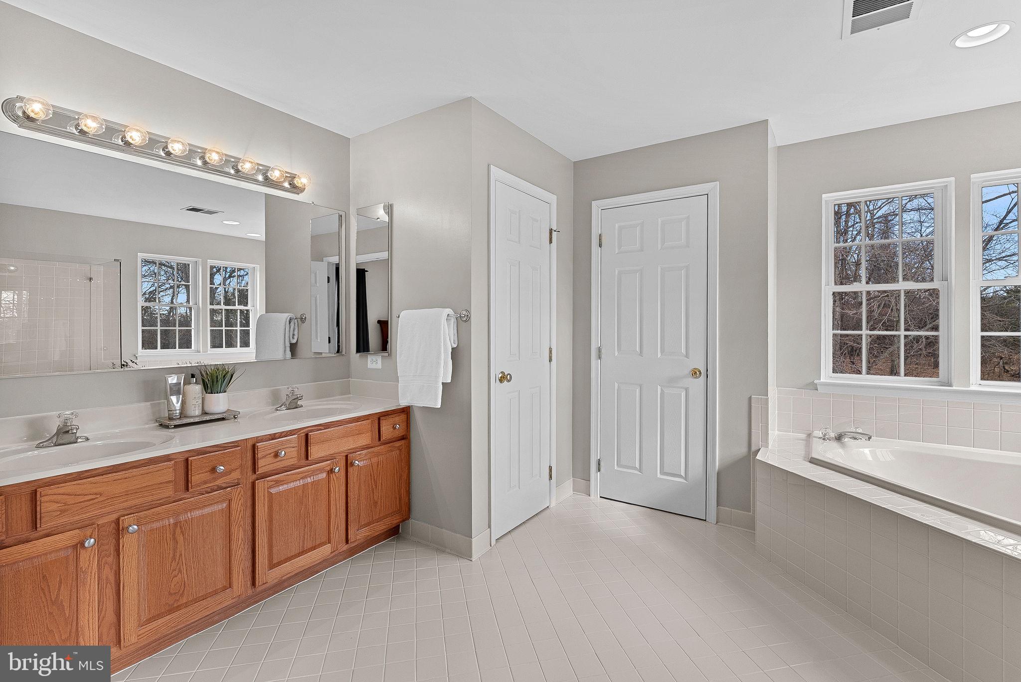 KINCAID FOREST - Residential