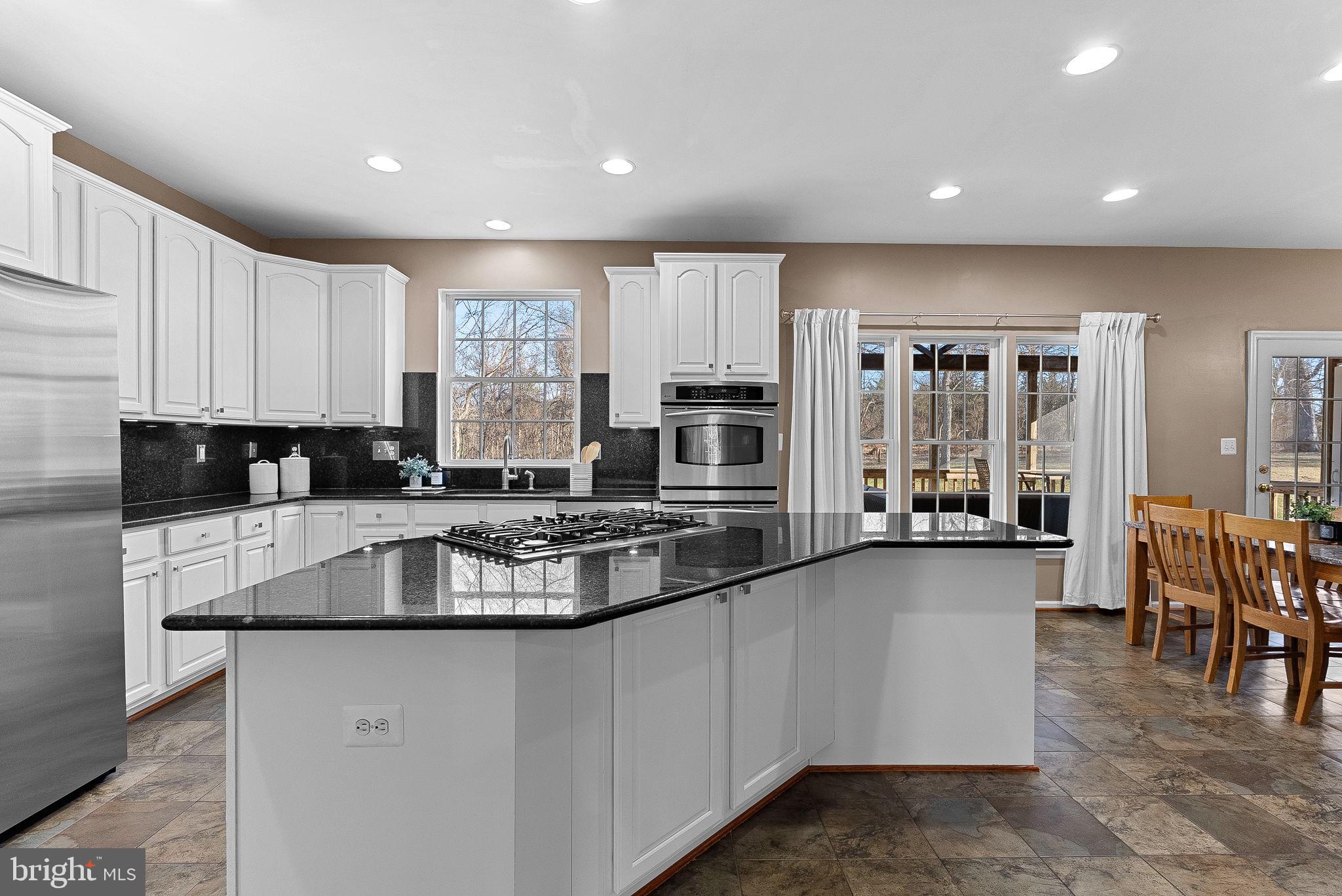 KINCAID FOREST - Residential