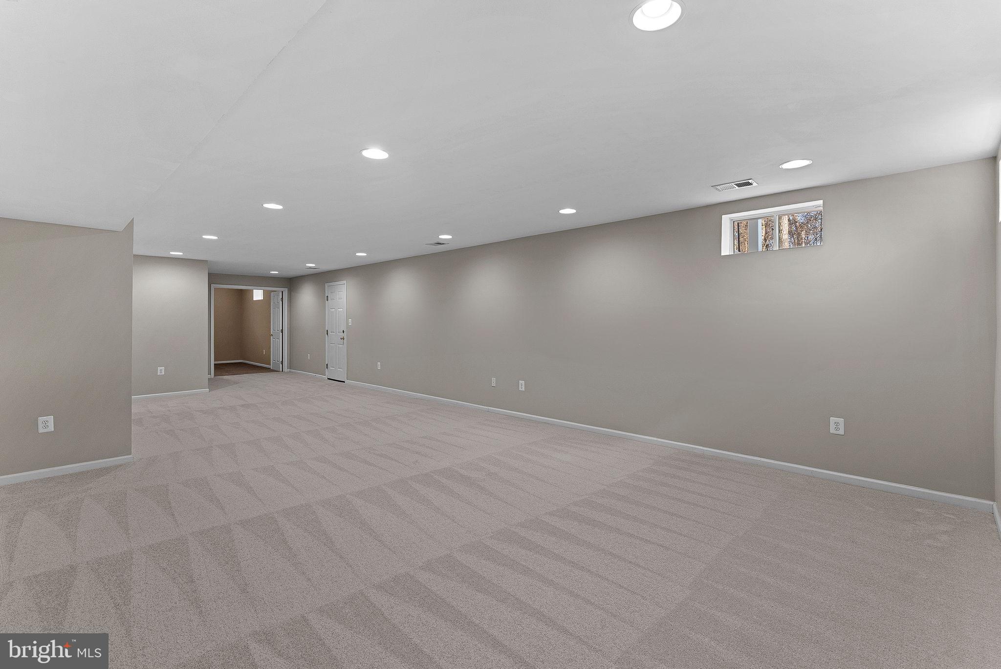 KINCAID FOREST - Residential