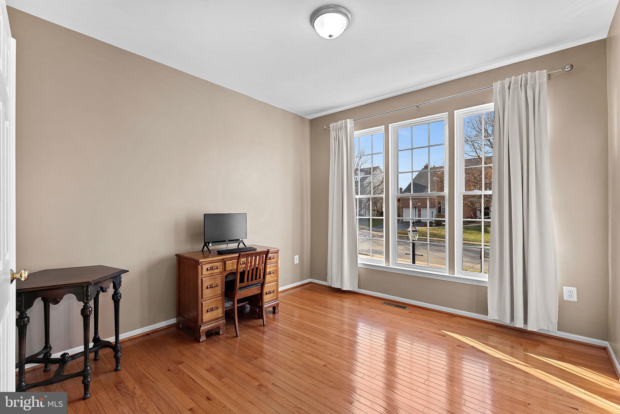 KINCAID FOREST - Residential