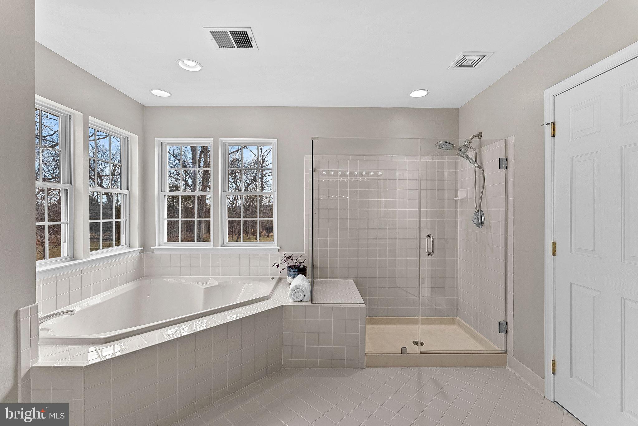 KINCAID FOREST - Residential