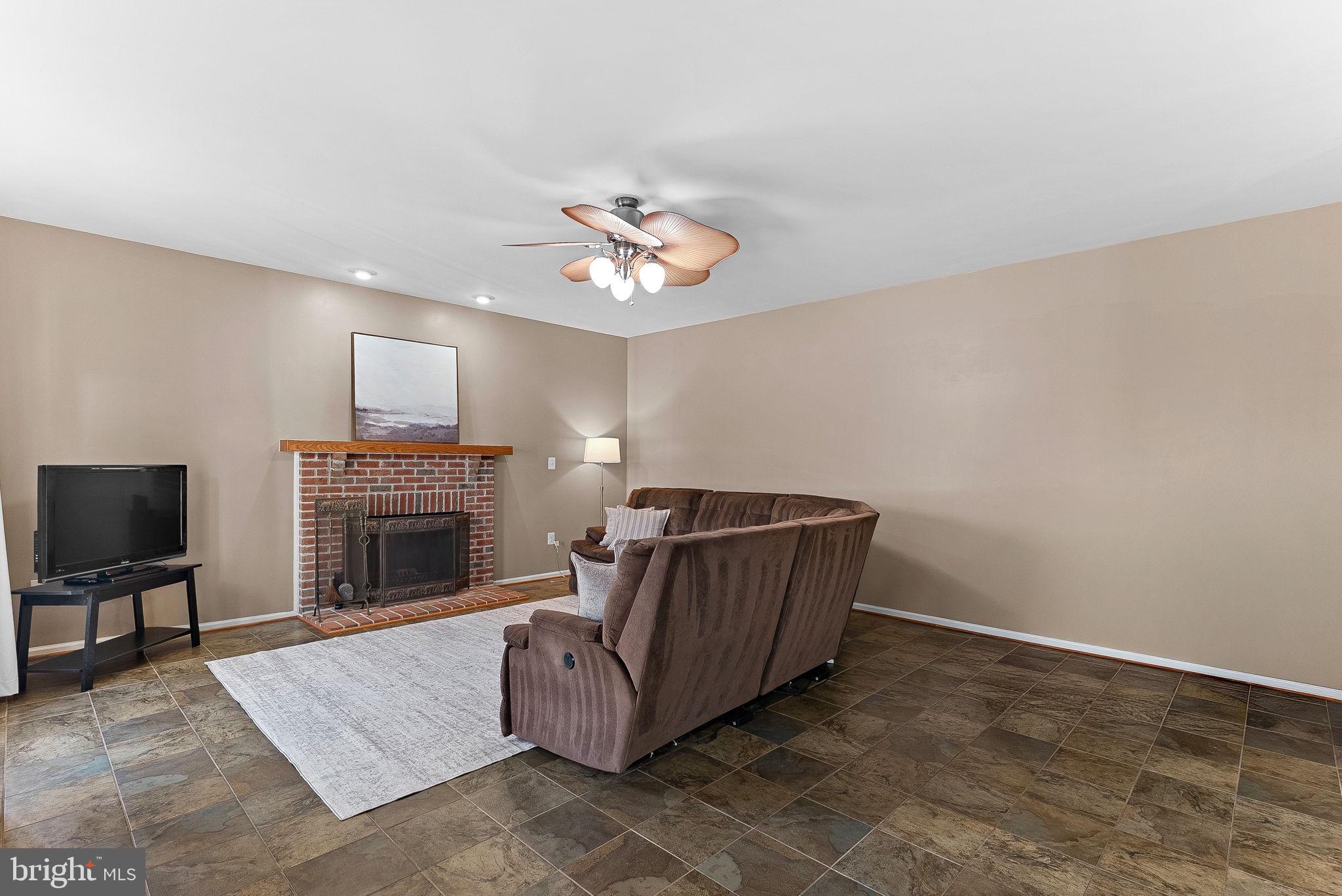 KINCAID FOREST - Residential