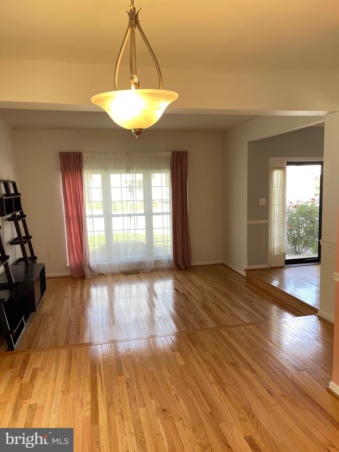 BEL AIR WOODS - Residential Lease