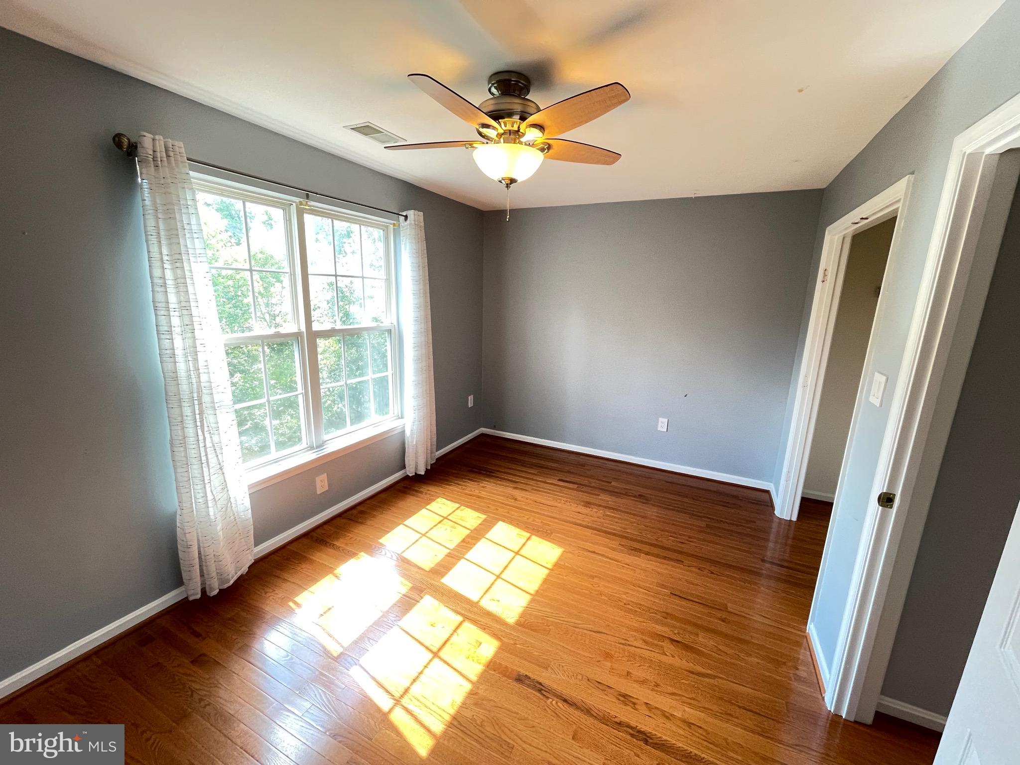 BEL AIR WOODS - Residential Lease