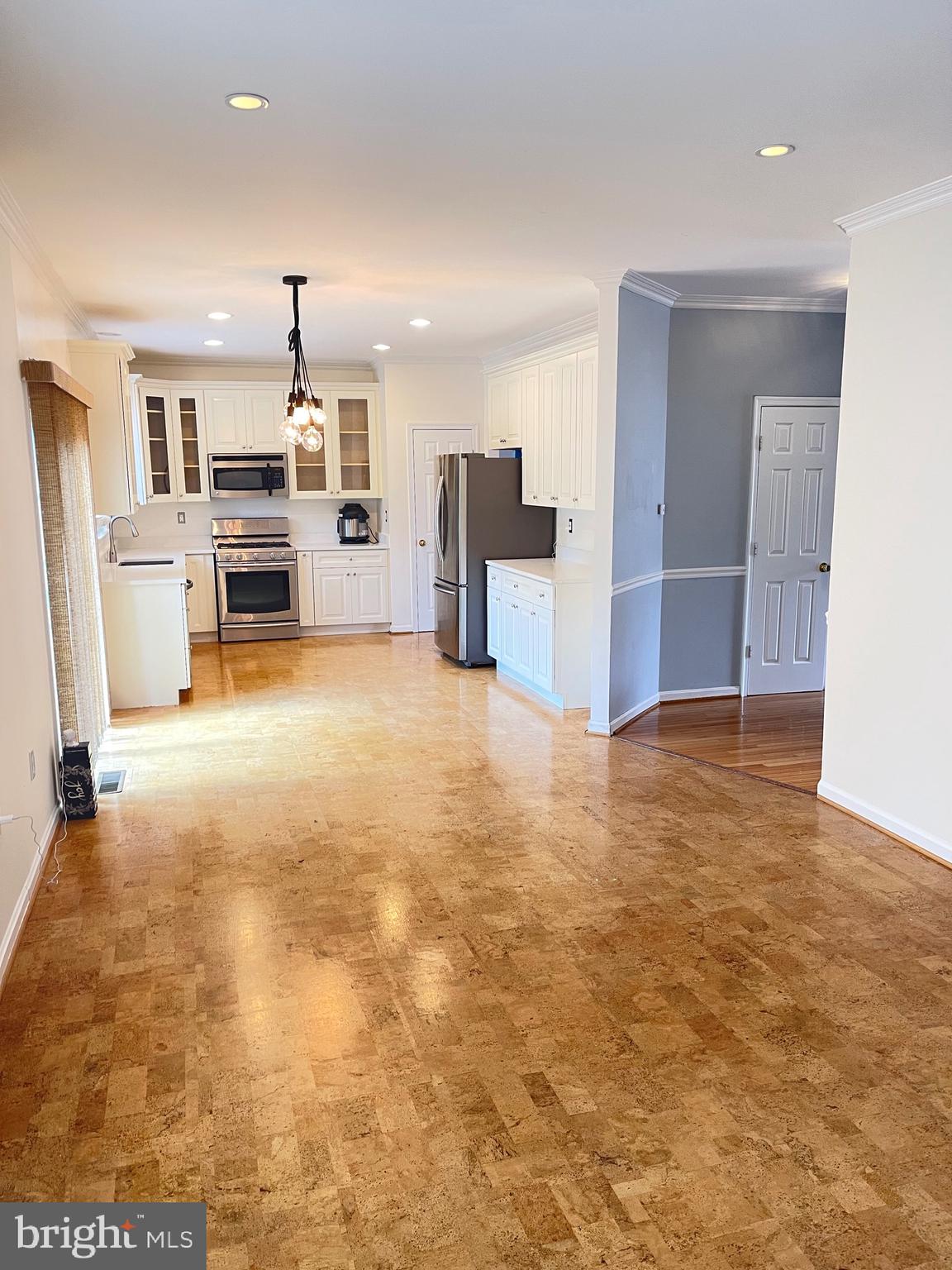 BEL AIR WOODS - Residential Lease