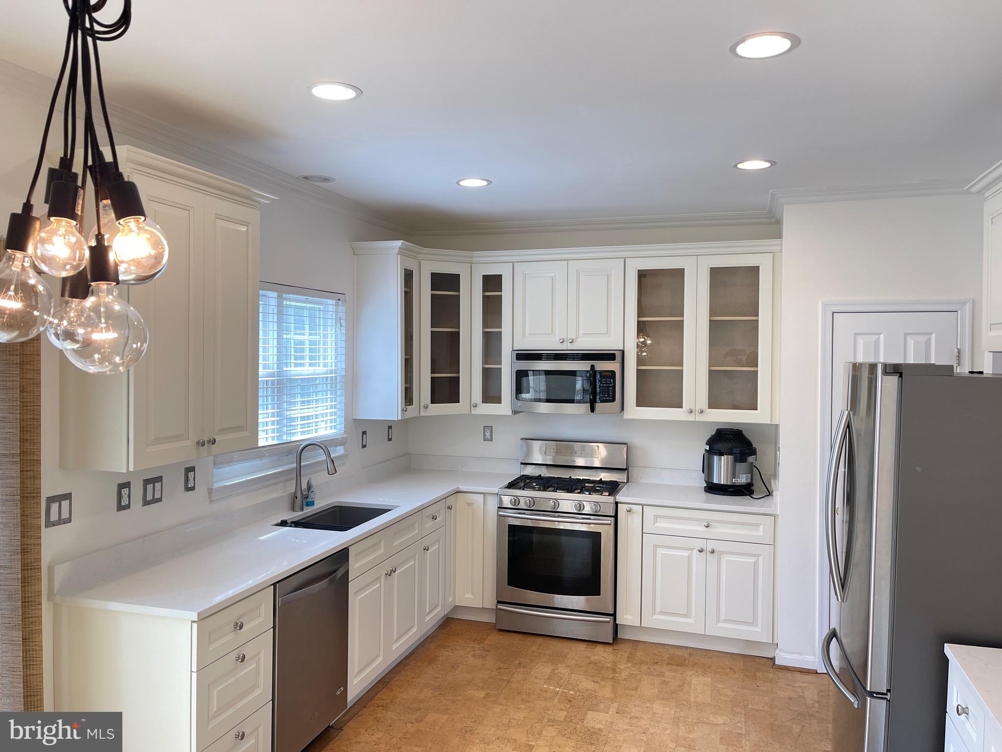 BEL AIR WOODS - Residential Lease