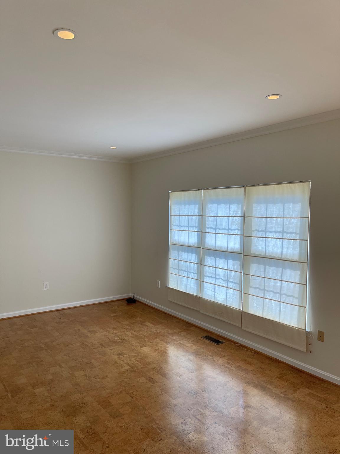 BEL AIR WOODS - Residential Lease