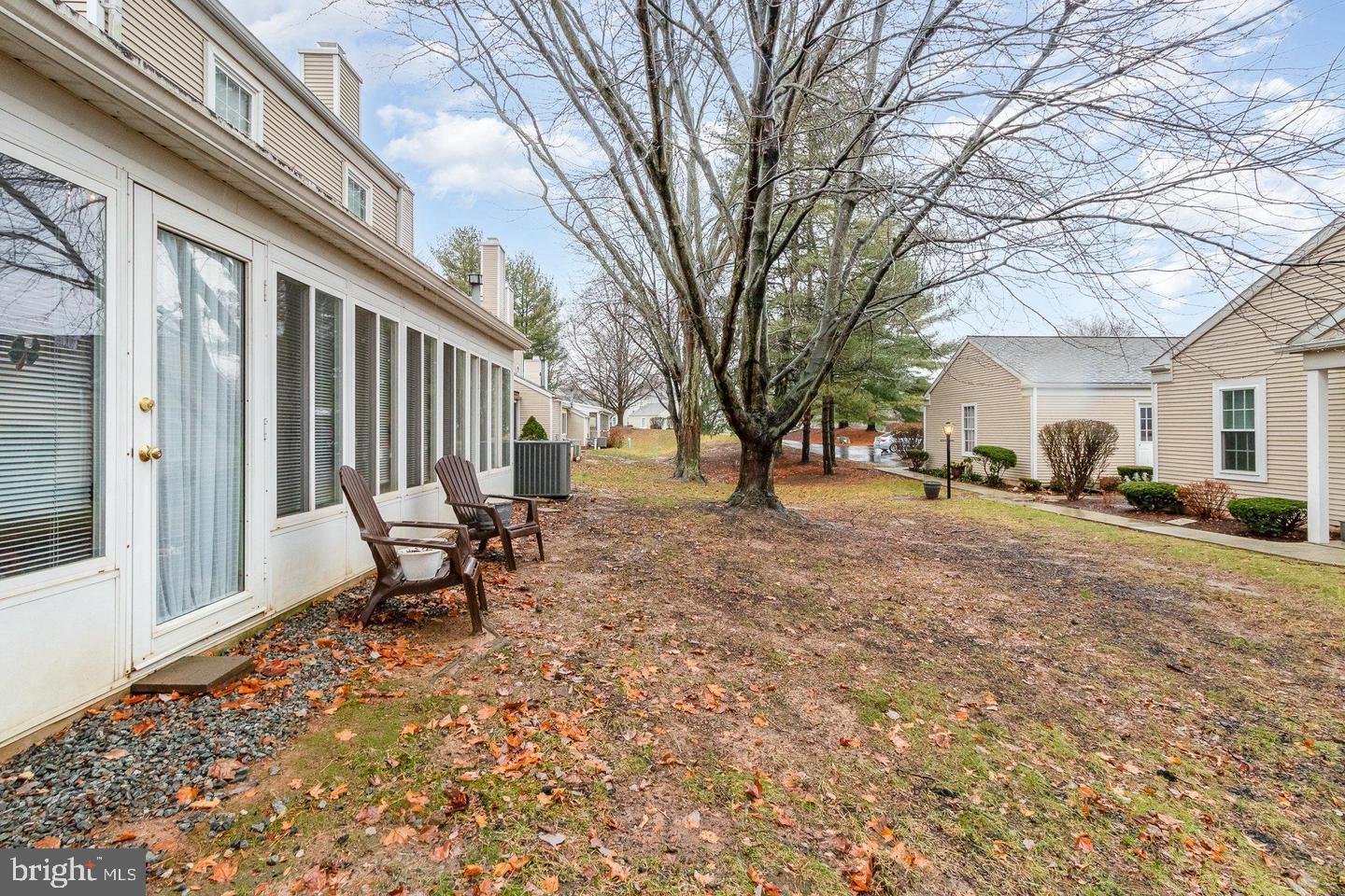 ROCKLEDGE - Residential Lease