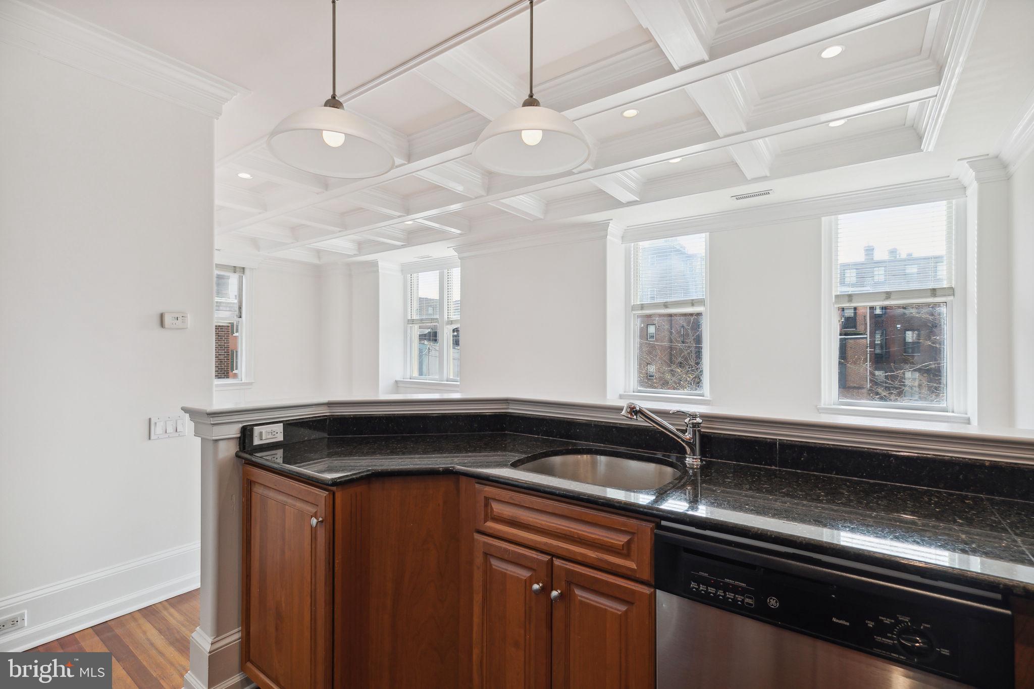 RITTENHOUSE SQUARE - Residential Lease