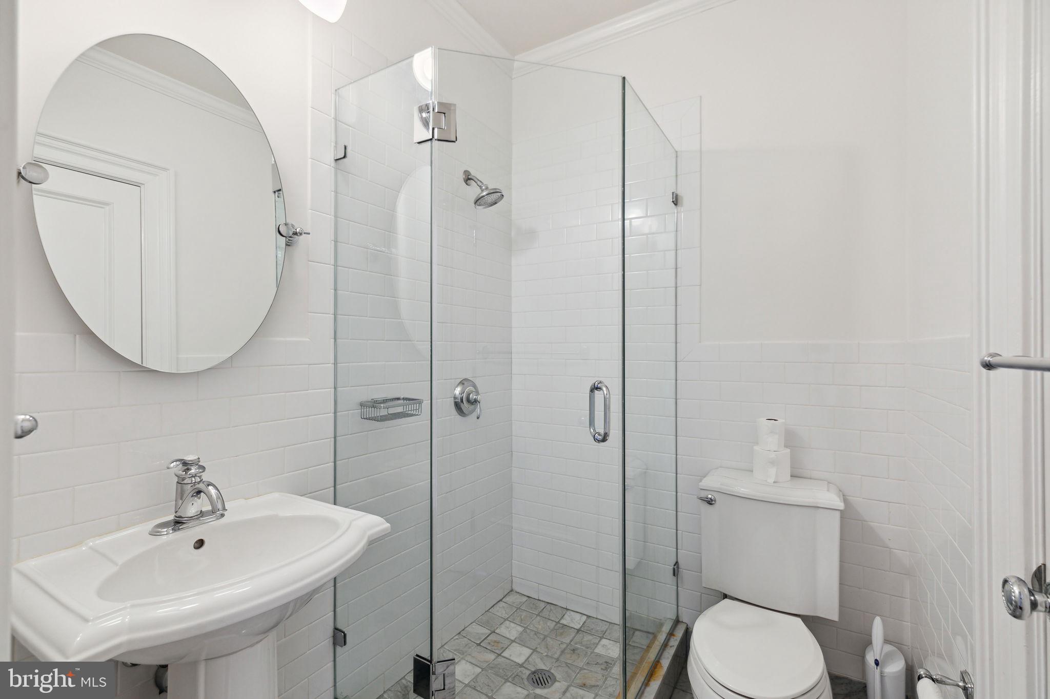 RITTENHOUSE SQUARE - Residential Lease
