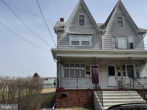 Townhouse For Sale - 317 S Nice Street<br/> Schuylkill County, FRACKVILLE, PA 17931