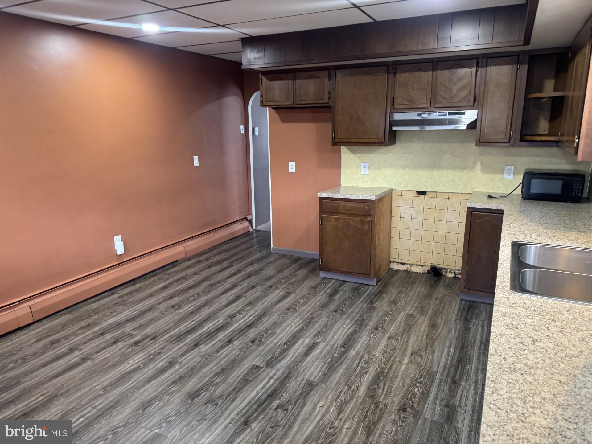 FRACKVILLE - Residential