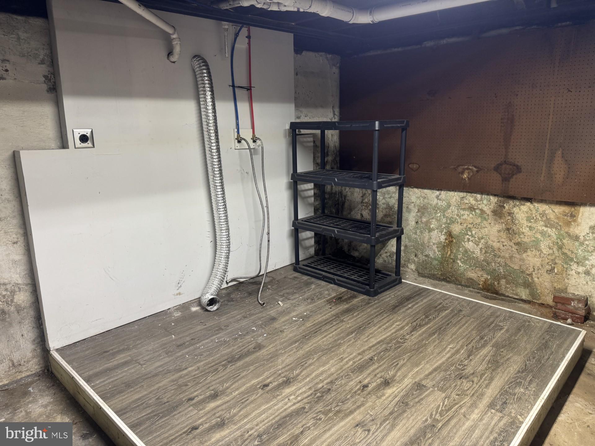 FRACKVILLE - Residential