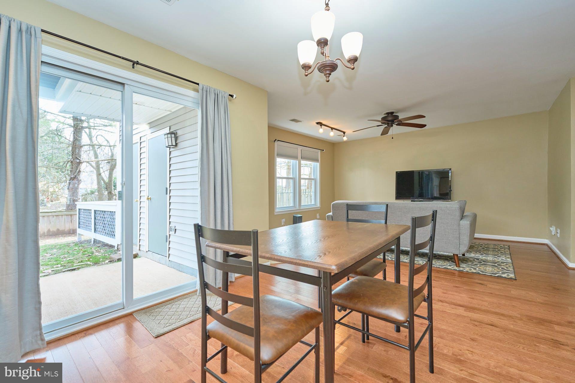 GRAYS POINTE - Residential