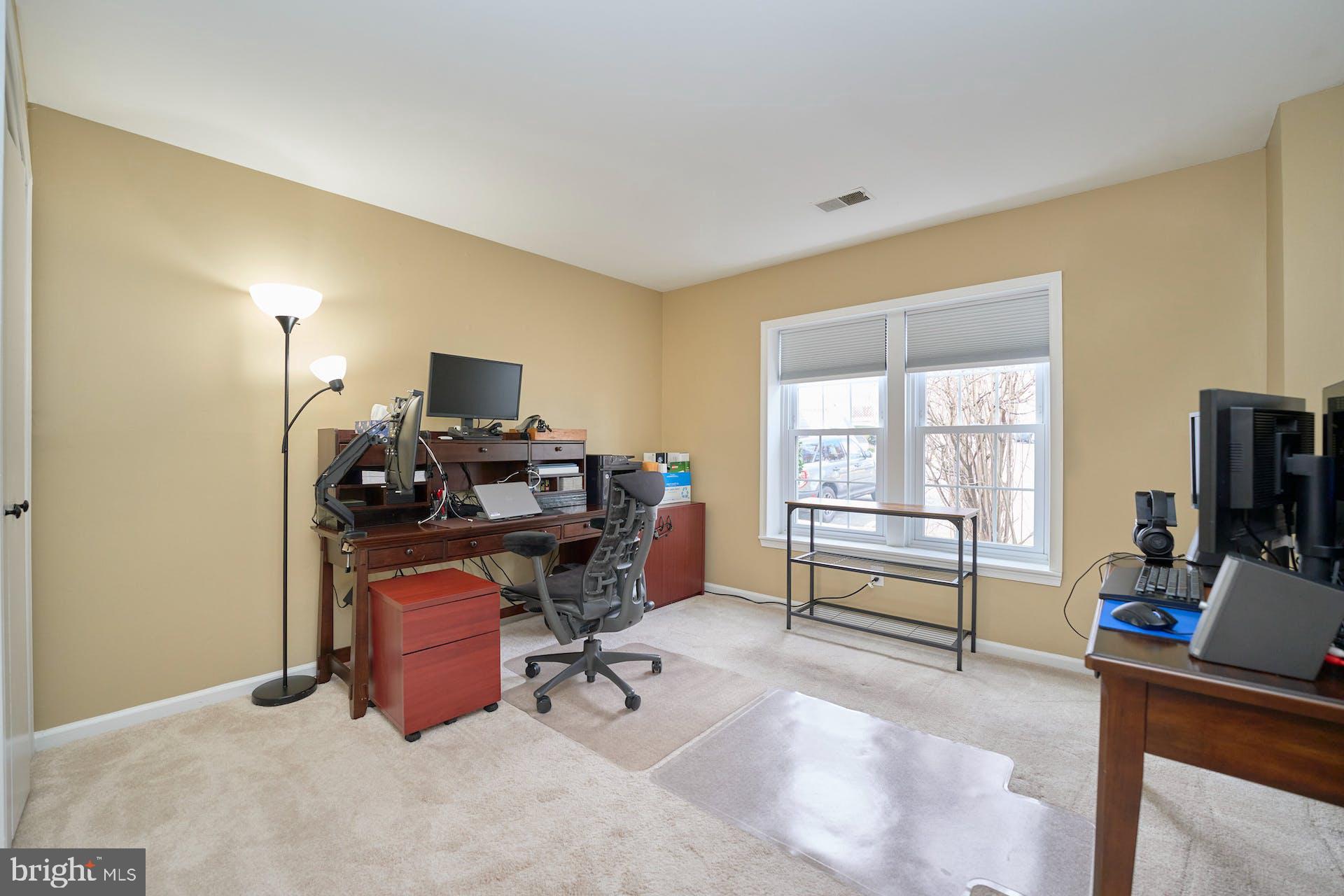 GRAYS POINTE - Residential