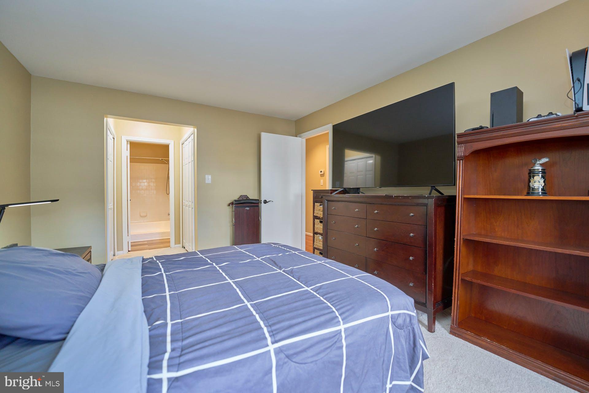 GRAYS POINTE - Residential