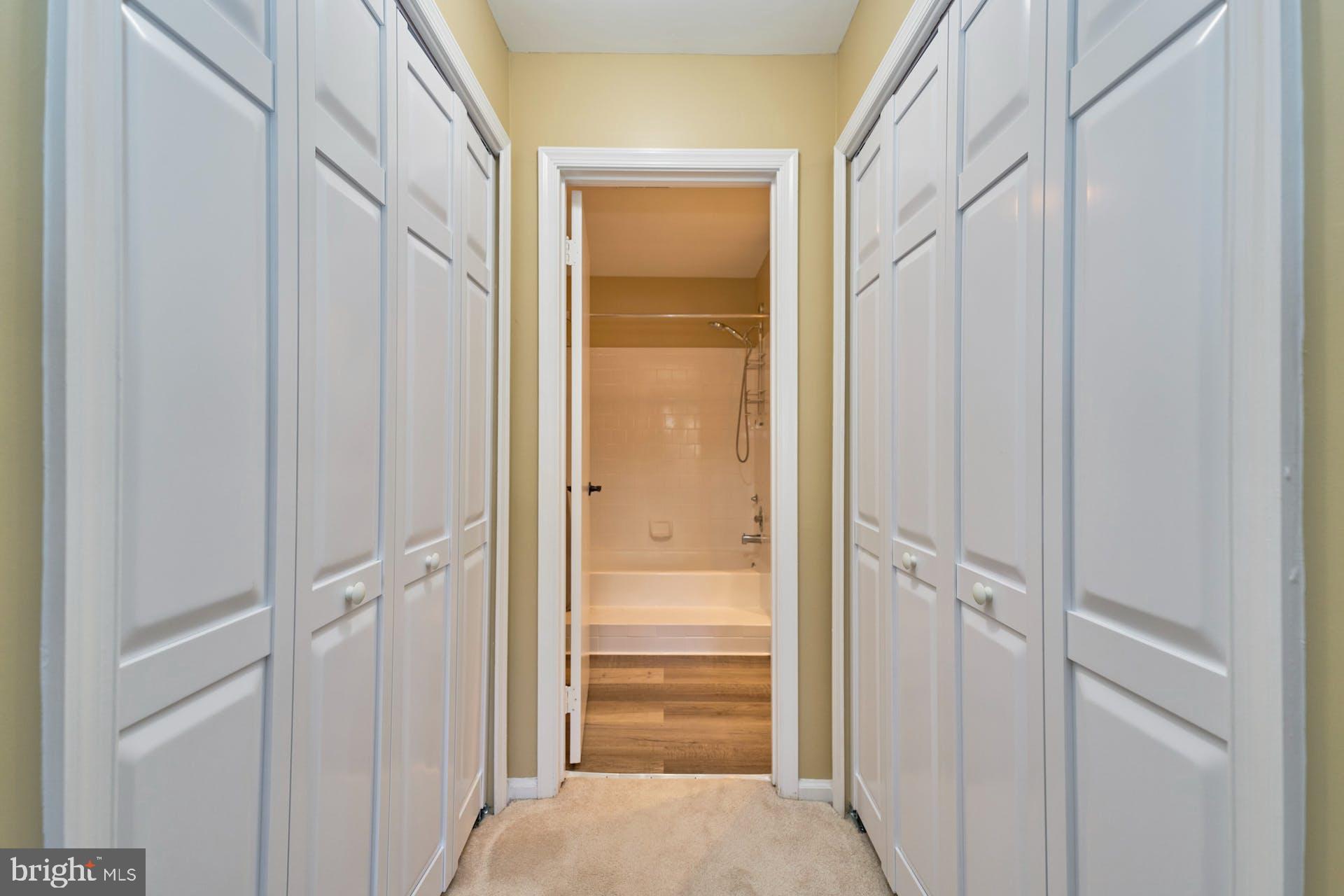 GRAYS POINTE - Residential