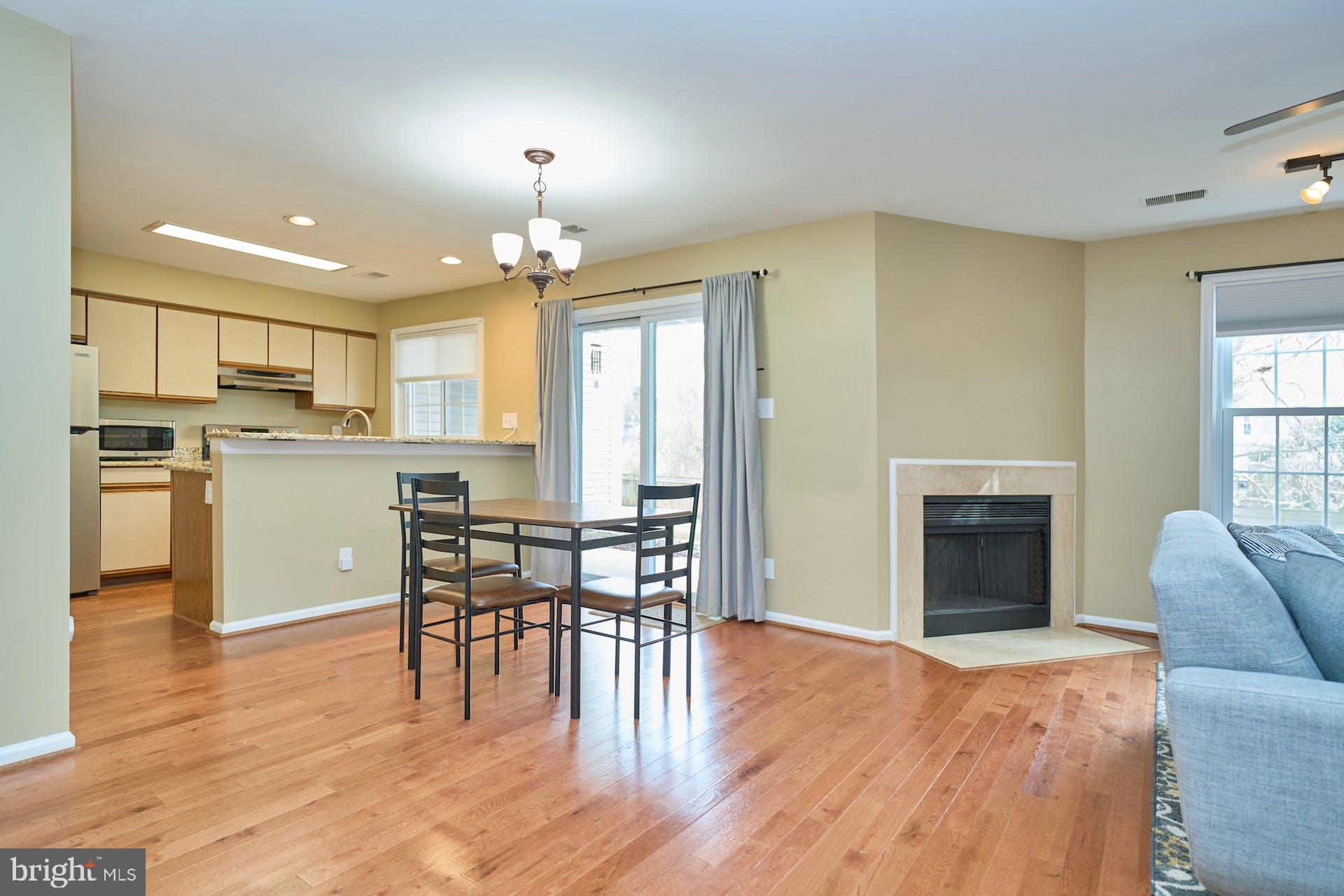 GRAYS POINTE - Residential