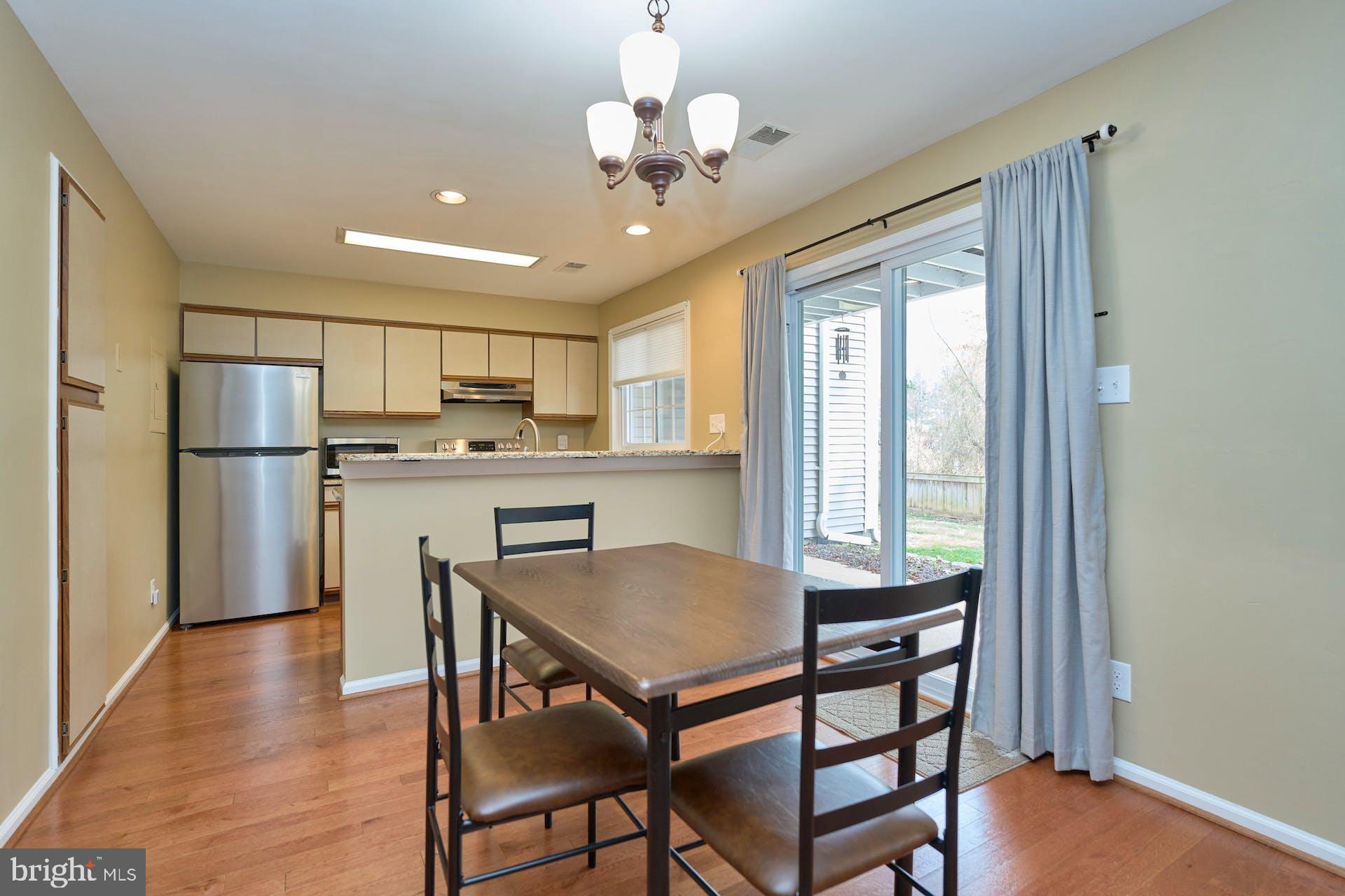 GRAYS POINTE - Residential