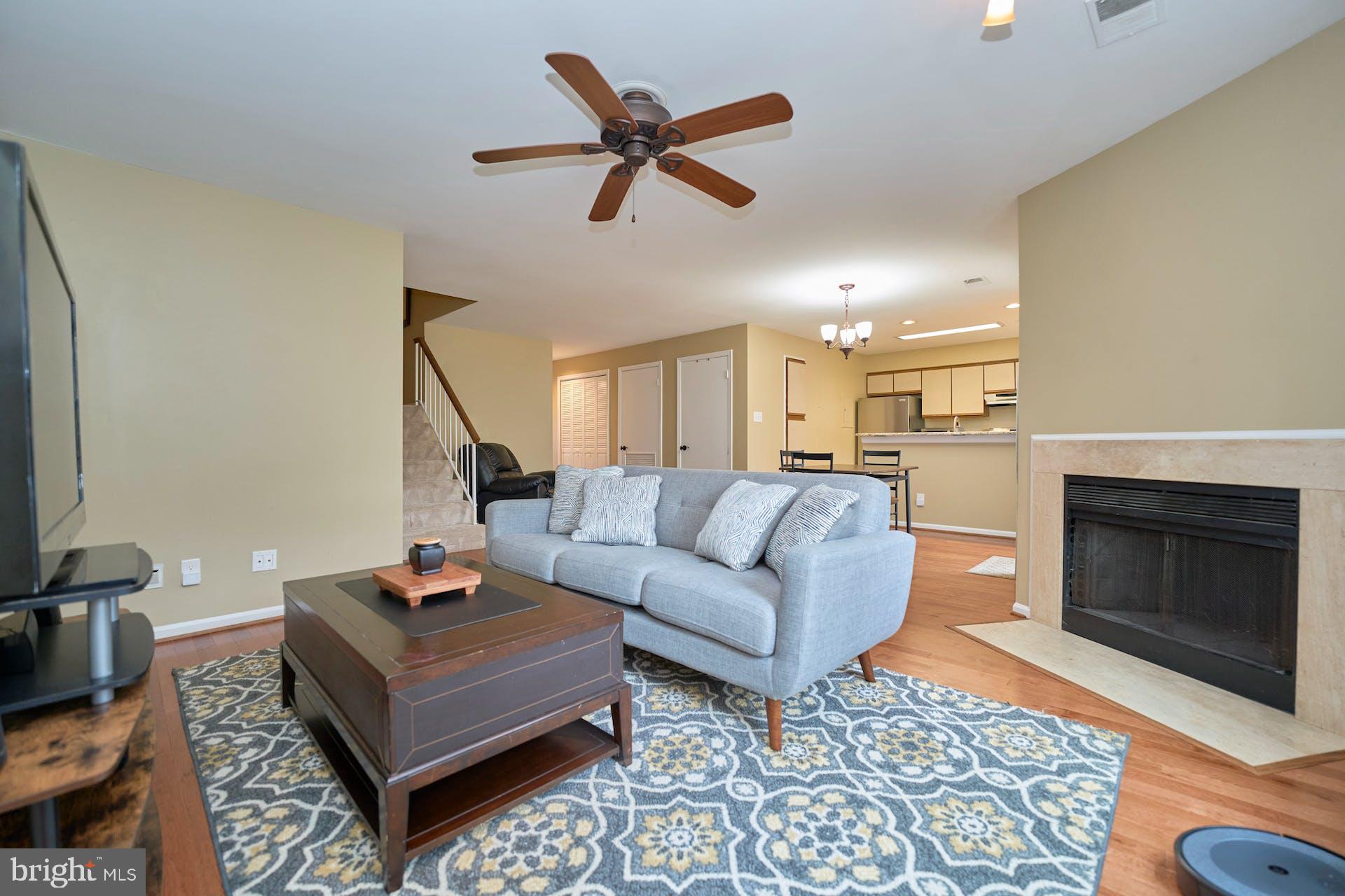 GRAYS POINTE - Residential