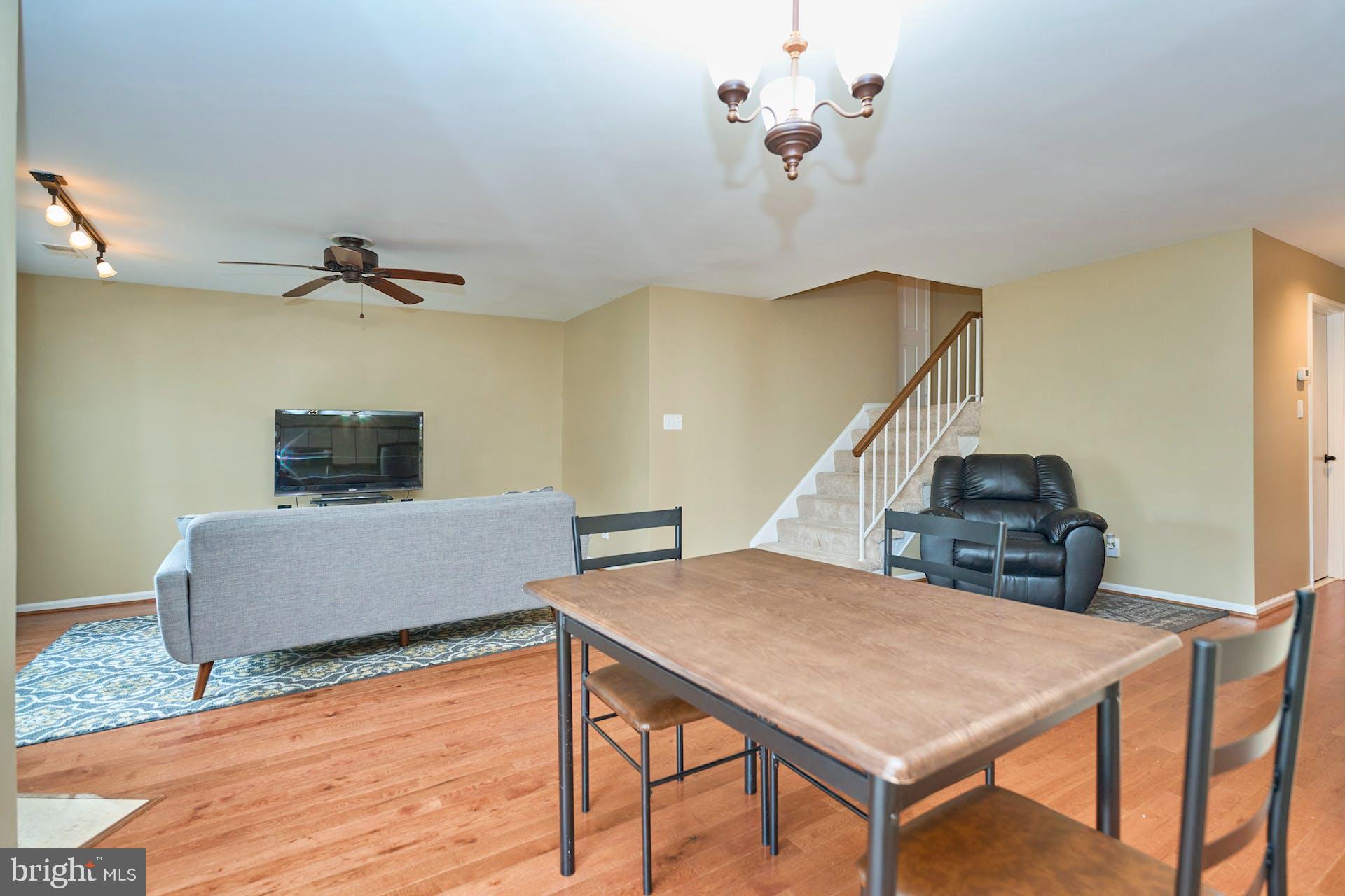 GRAYS POINTE - Residential