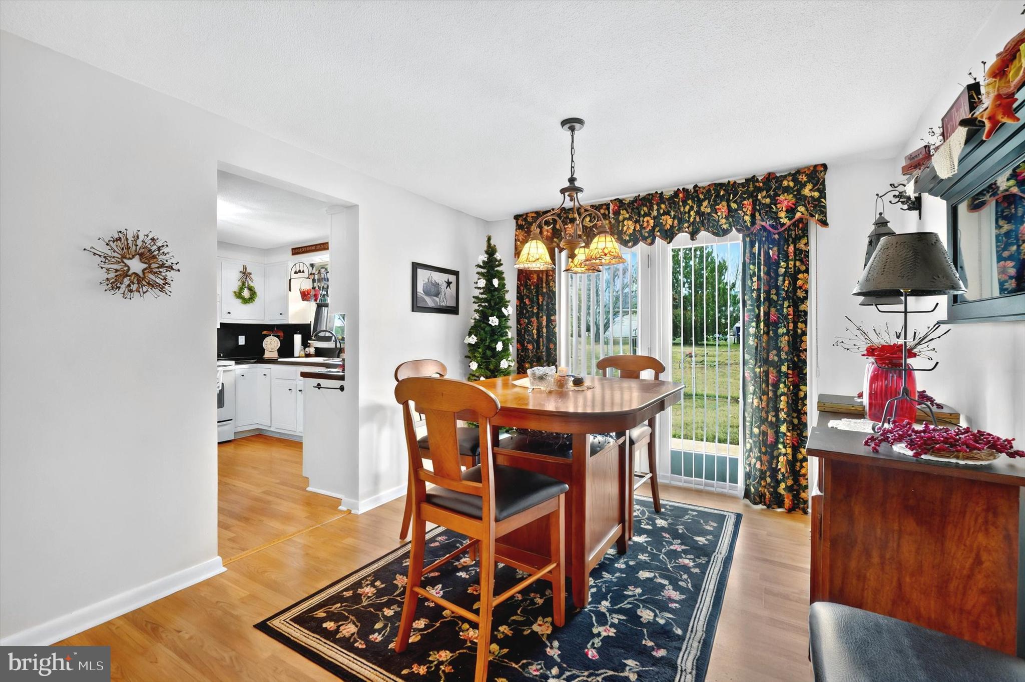 LEADER HEIGHTS - Residential