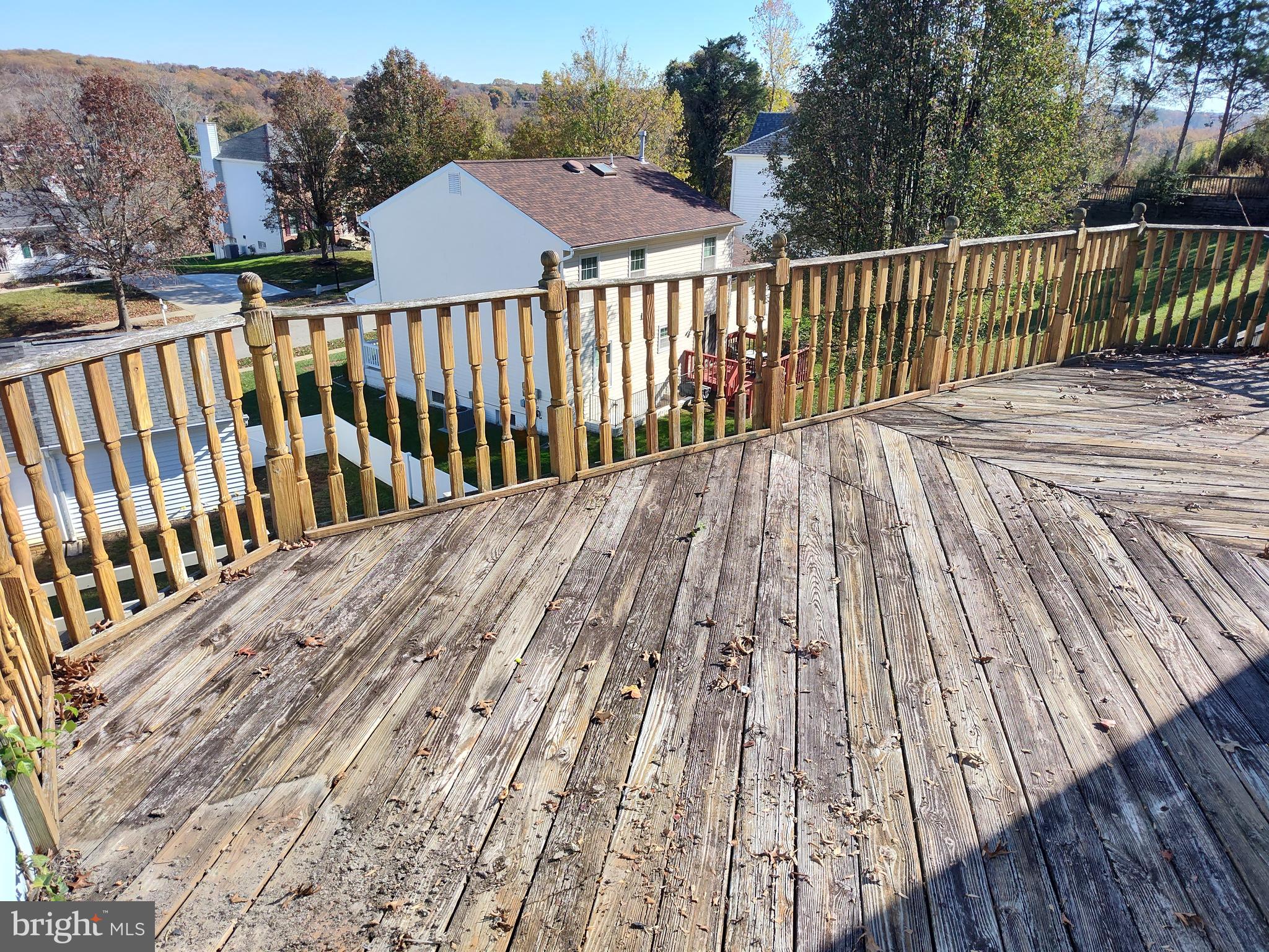 FOUNDERS WOODS - Residential