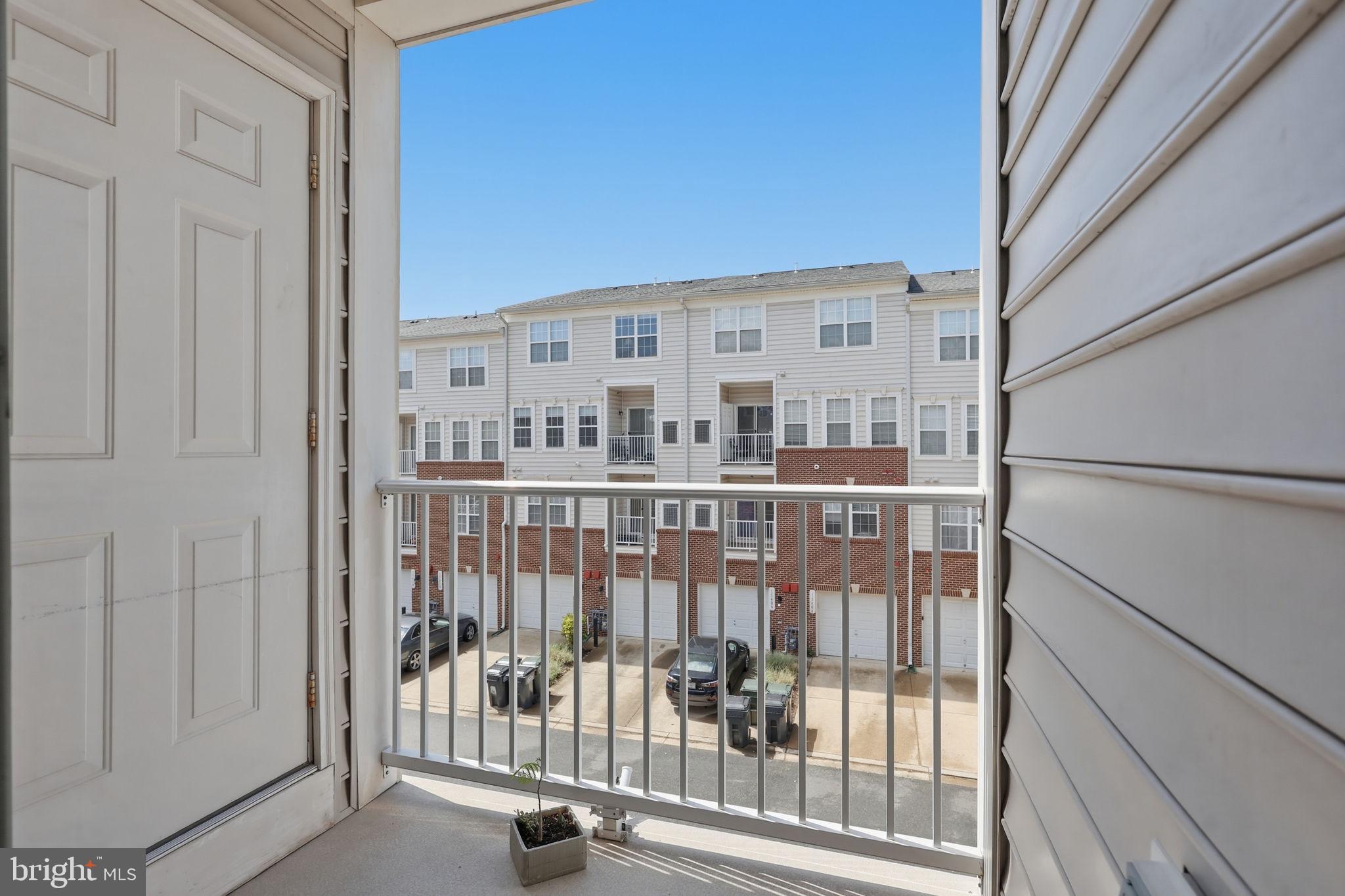 MARKET CENTER CONDOMINIUM - Residential