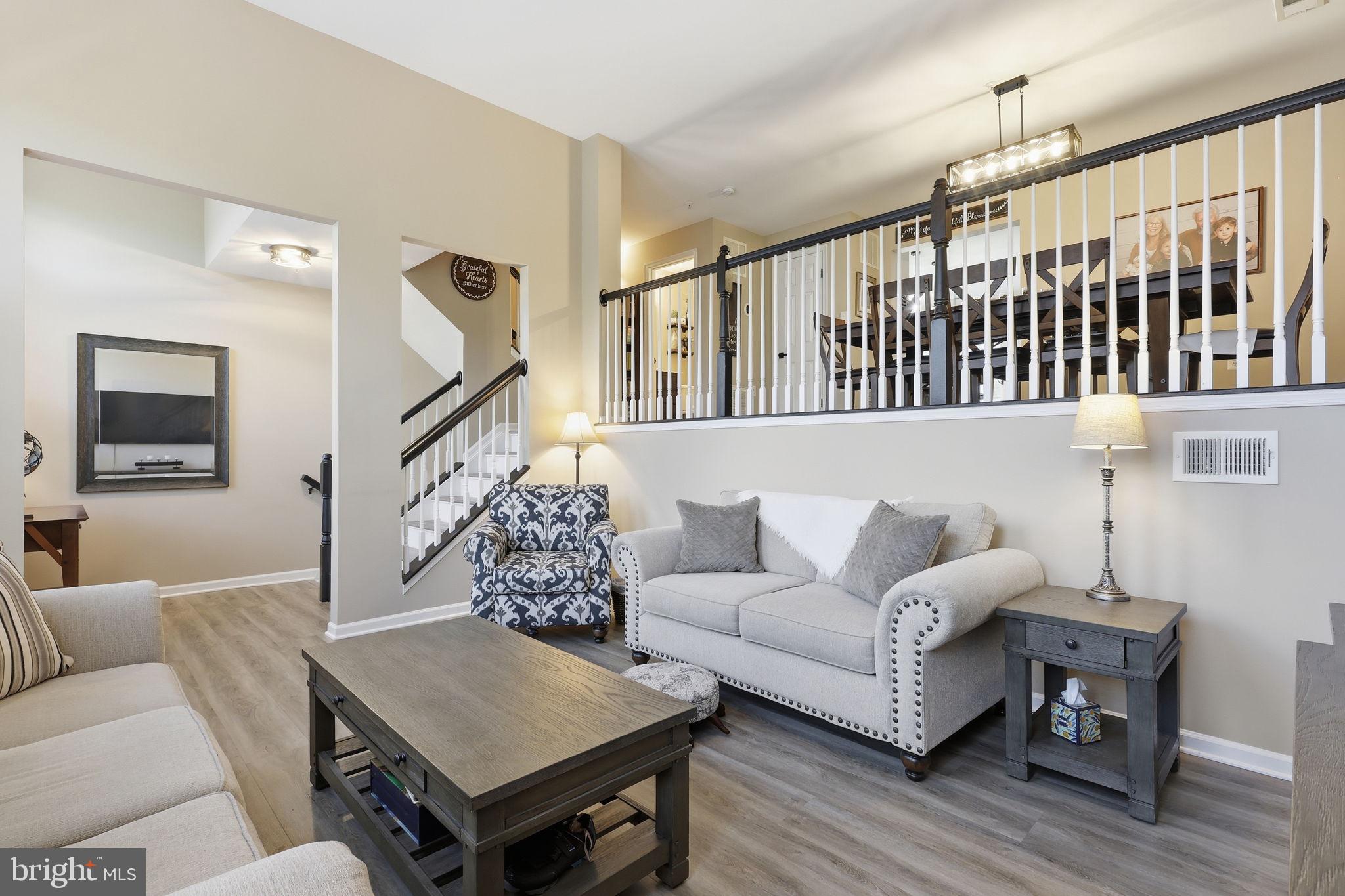 MARKET CENTER CONDOMINIUM - Residential