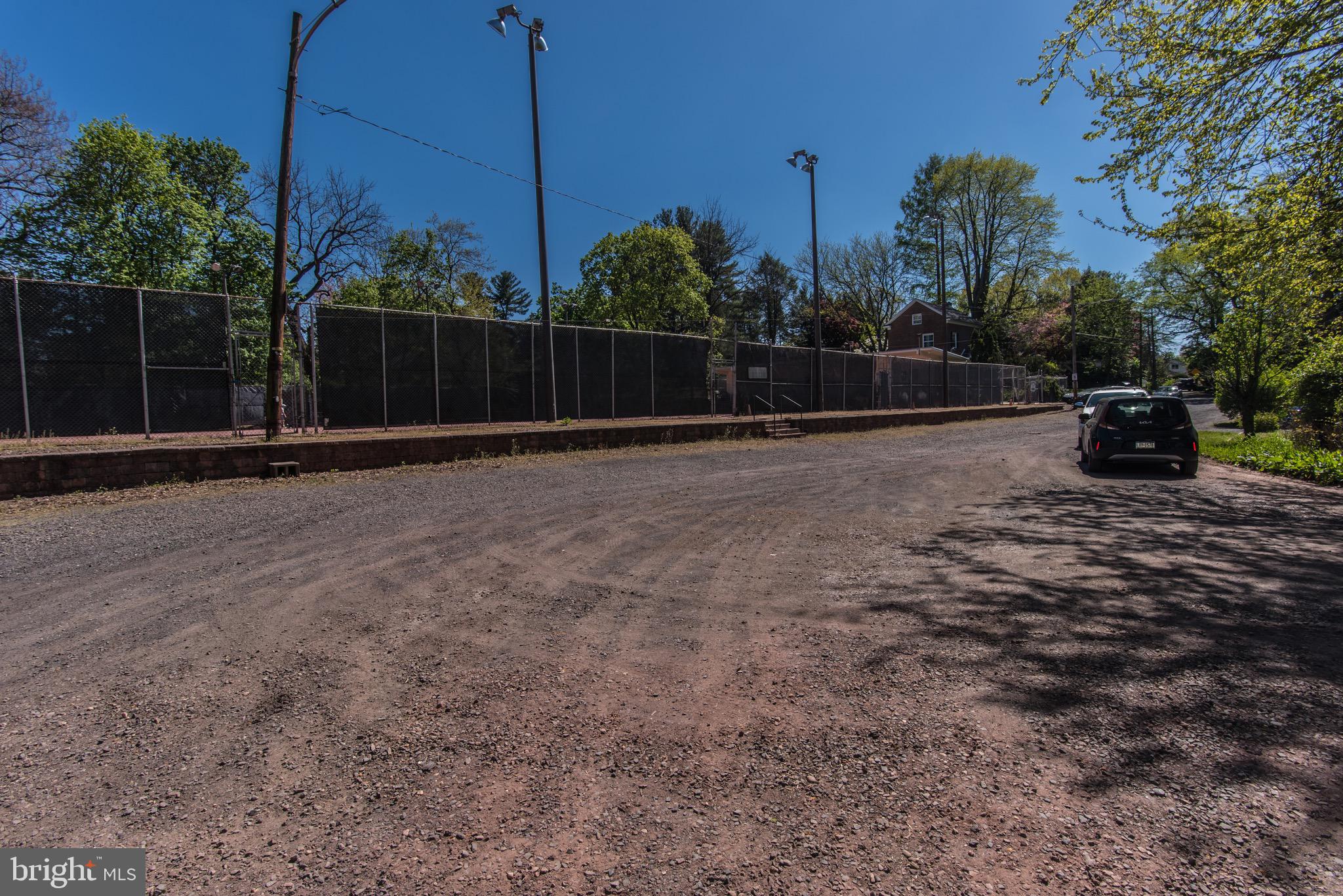 MELROSE PARK - Residential