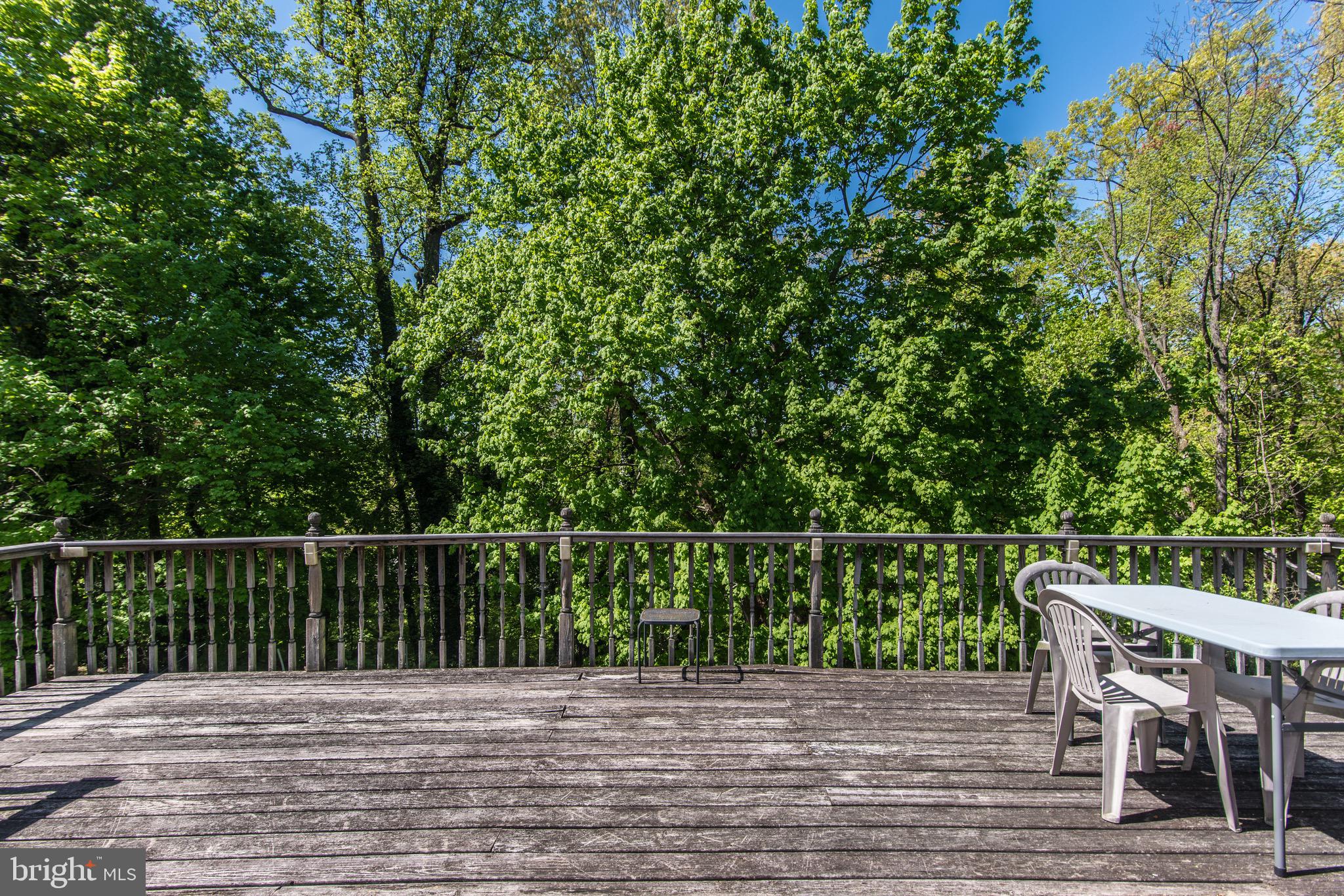 MELROSE PARK - Residential