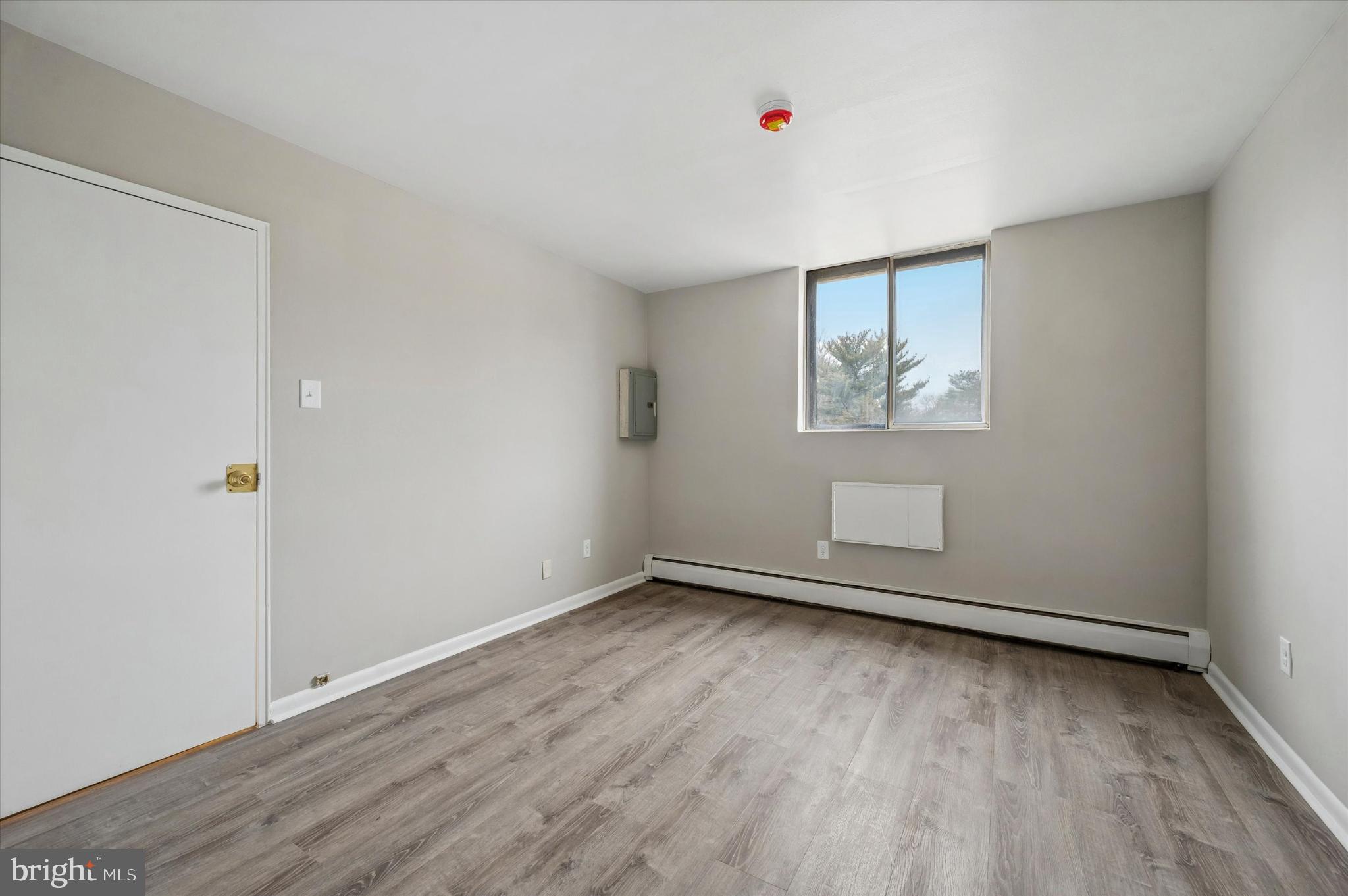 GLENOLDEN - Residential