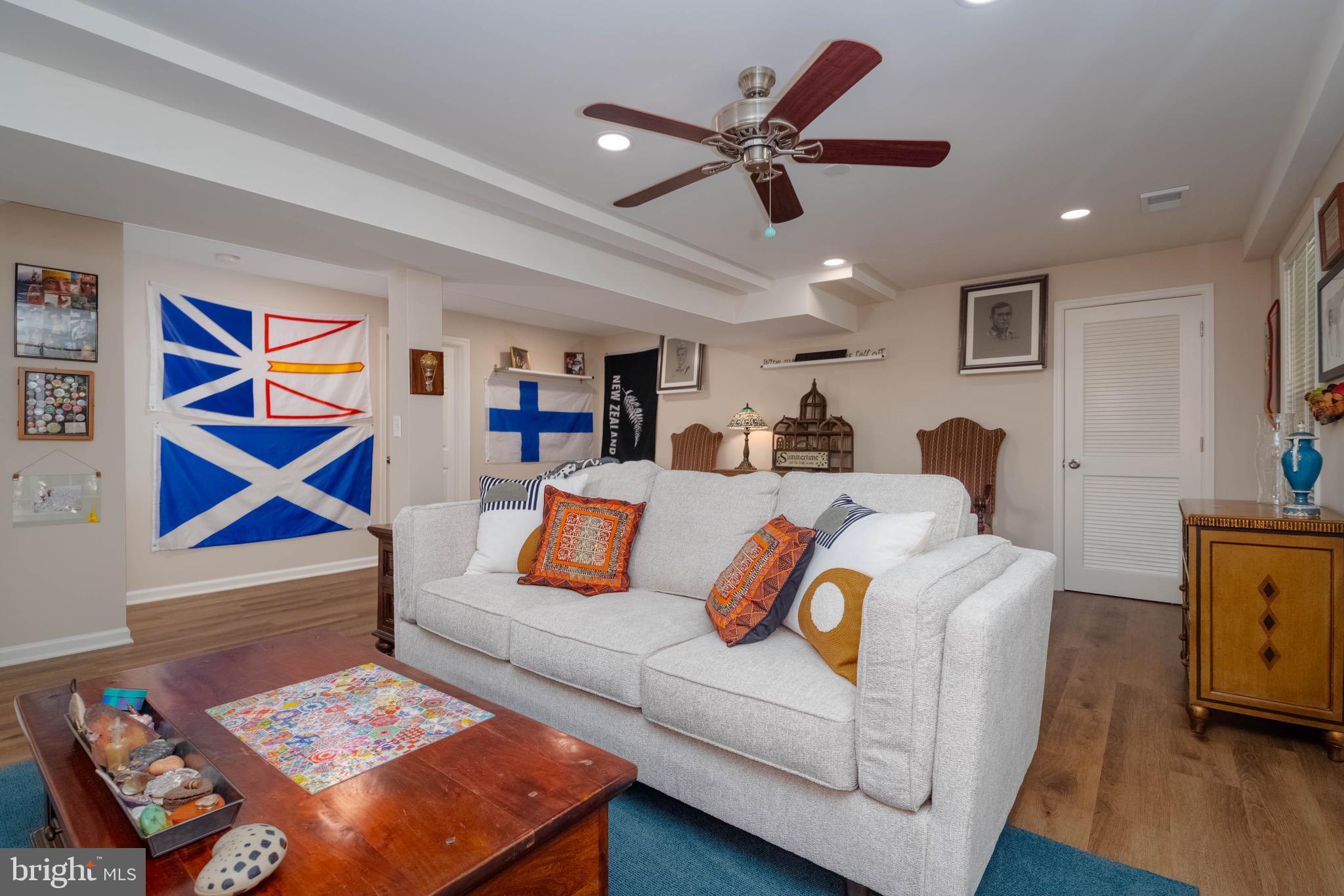 HOPEWELL POINTE - Residential