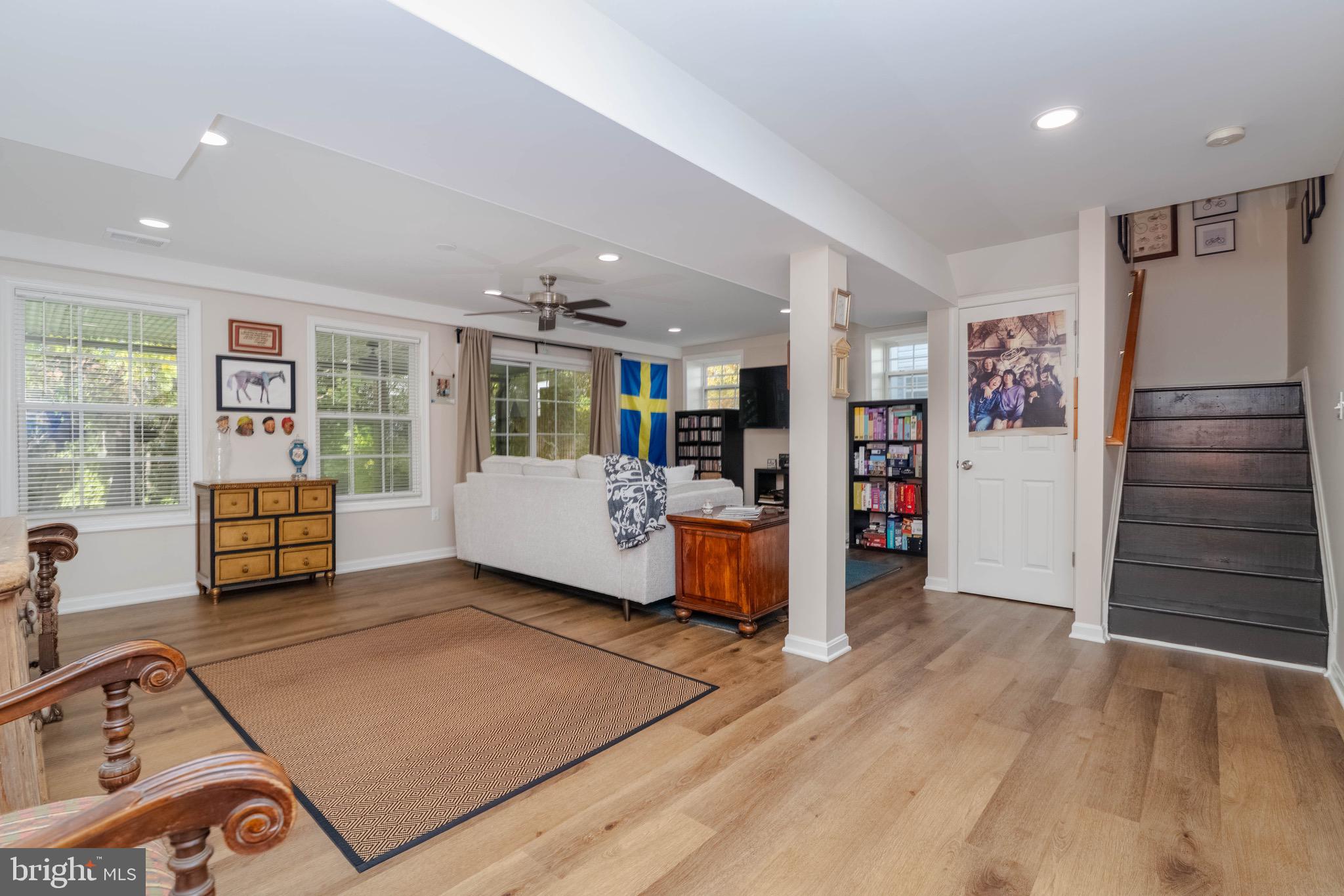 HOPEWELL POINTE - Residential