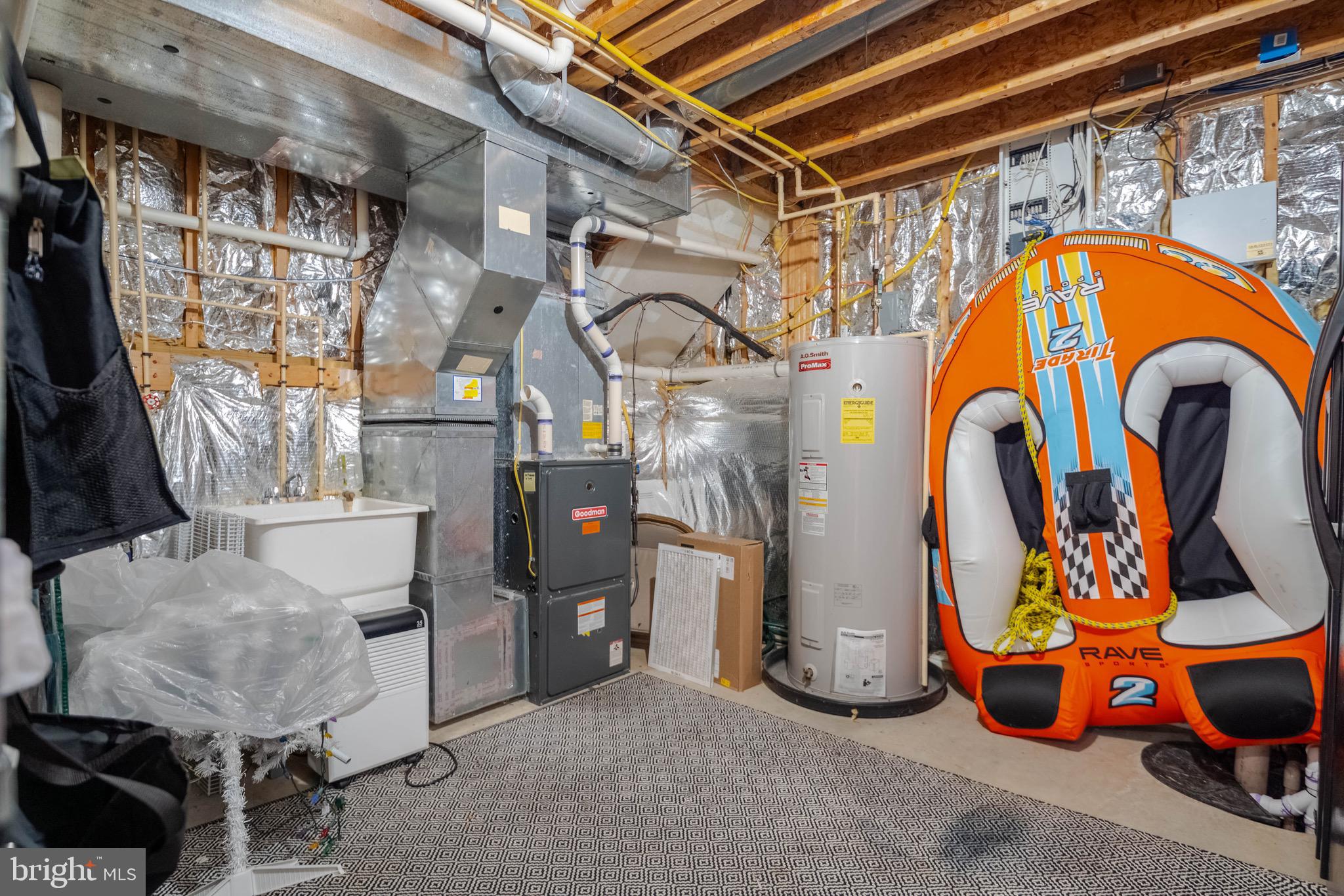 HOPEWELL POINTE - Residential