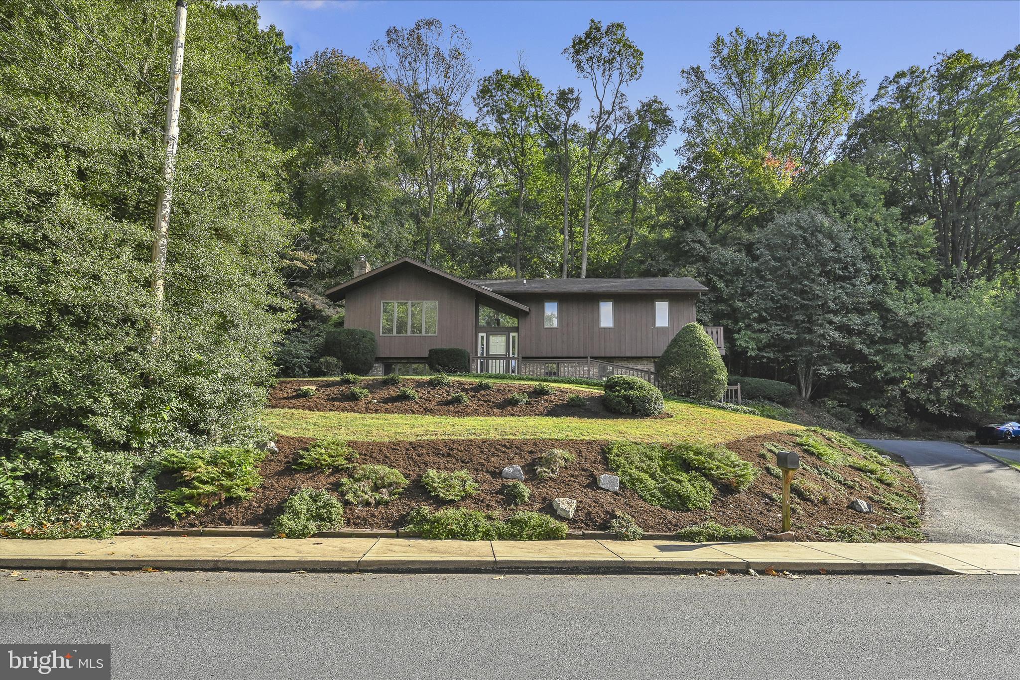 331 SPRING GARDEN STREET