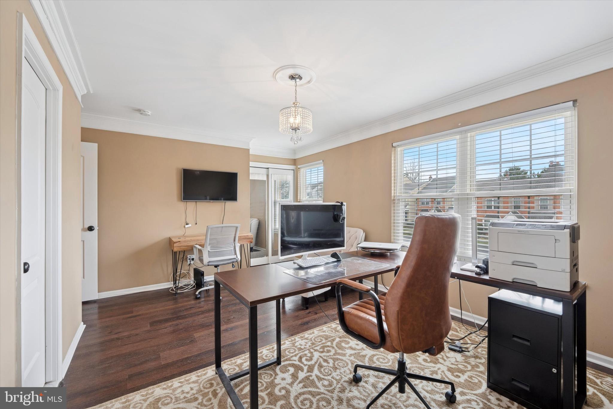 REGENTS PARK - Residential